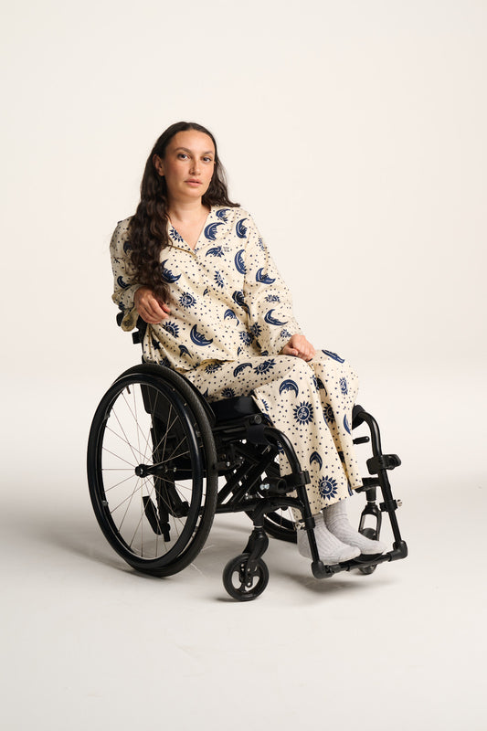 Dreamer - Cotton Sateen Pyjamas Set in Ecru Celestial Print