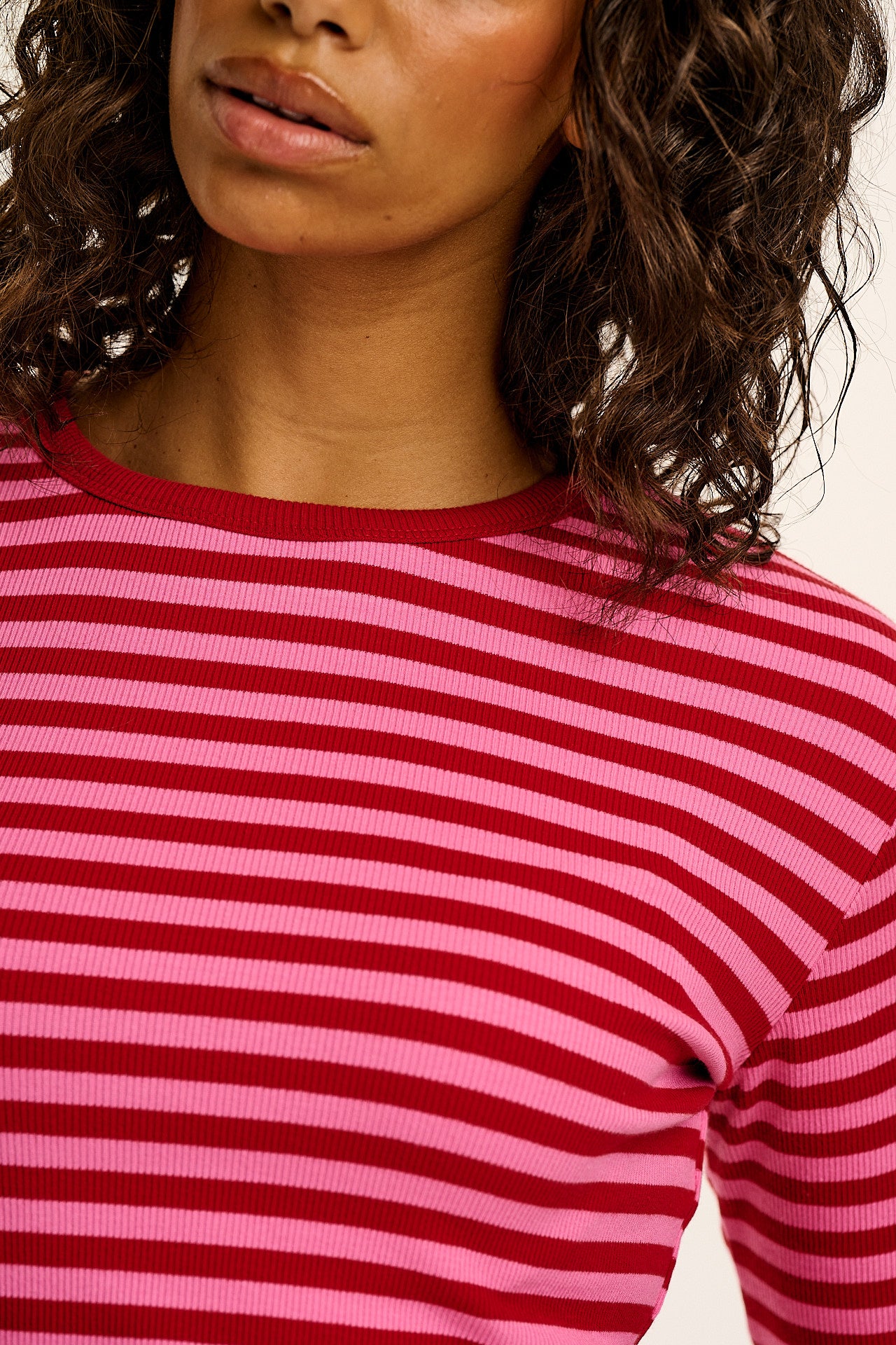 Grayson - Long Sleeve Cotton T-Shirt in Pink & Red Stripe