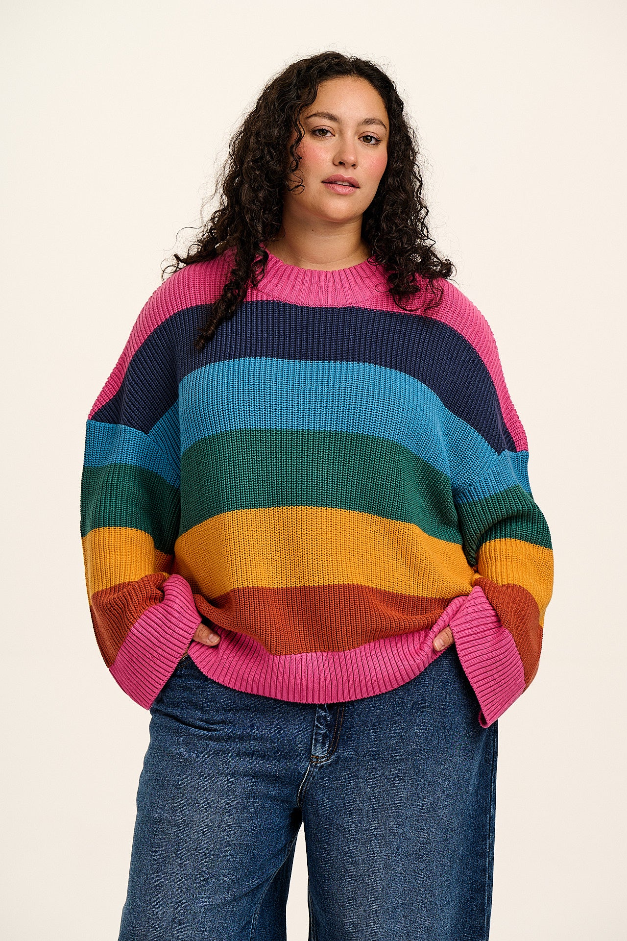 Amari - Oversized Knitted Jumper in Rainbow Stripe