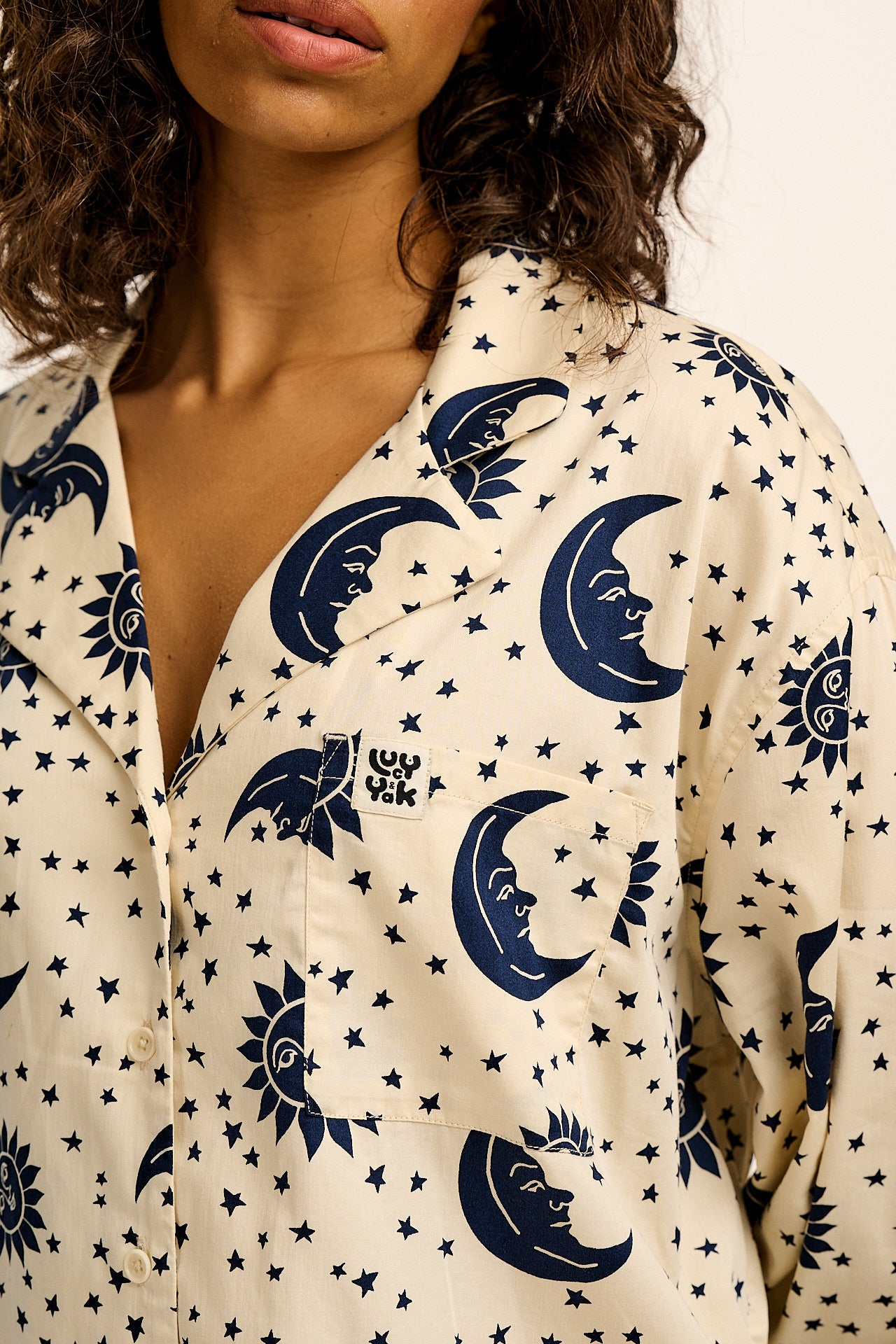 Dreamer - Cotton Sateen Pyjamas Set in Ecru Celestial Print