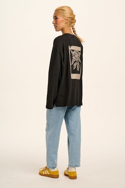 Murat - Long Sleeve Lightweight Cotton T-Shirt in Black & White Sunflower Print