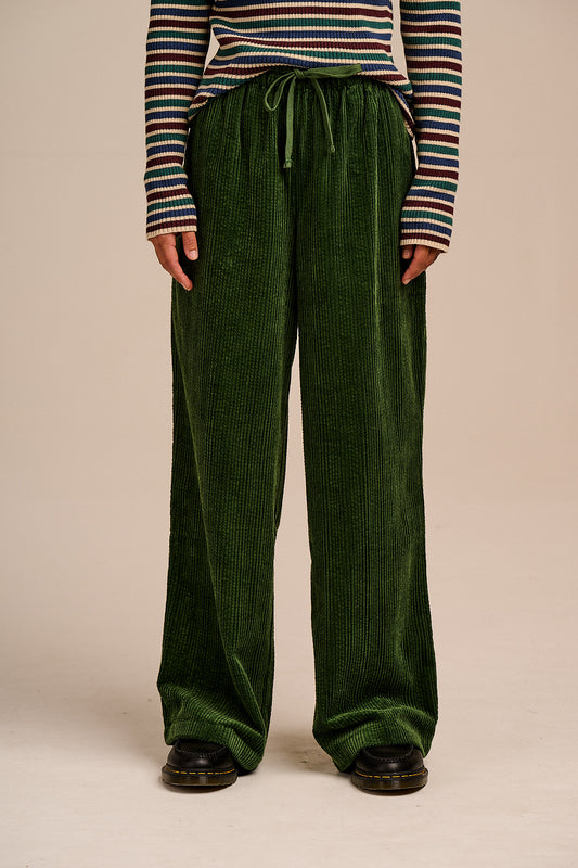Norris - Wide Leg Corduroy Trousers in Fir Green