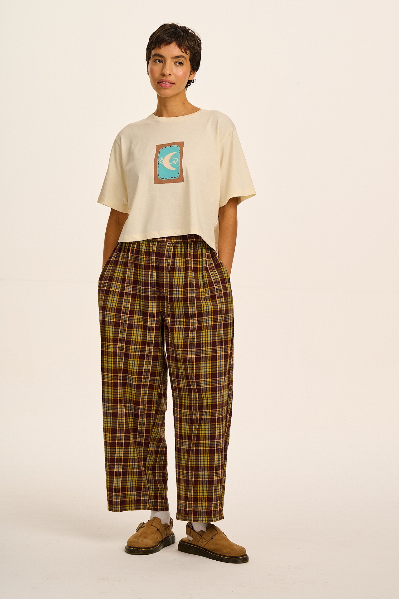 Zayla - Cropped Boxy T-Shirt in Ecru New Moon Print
