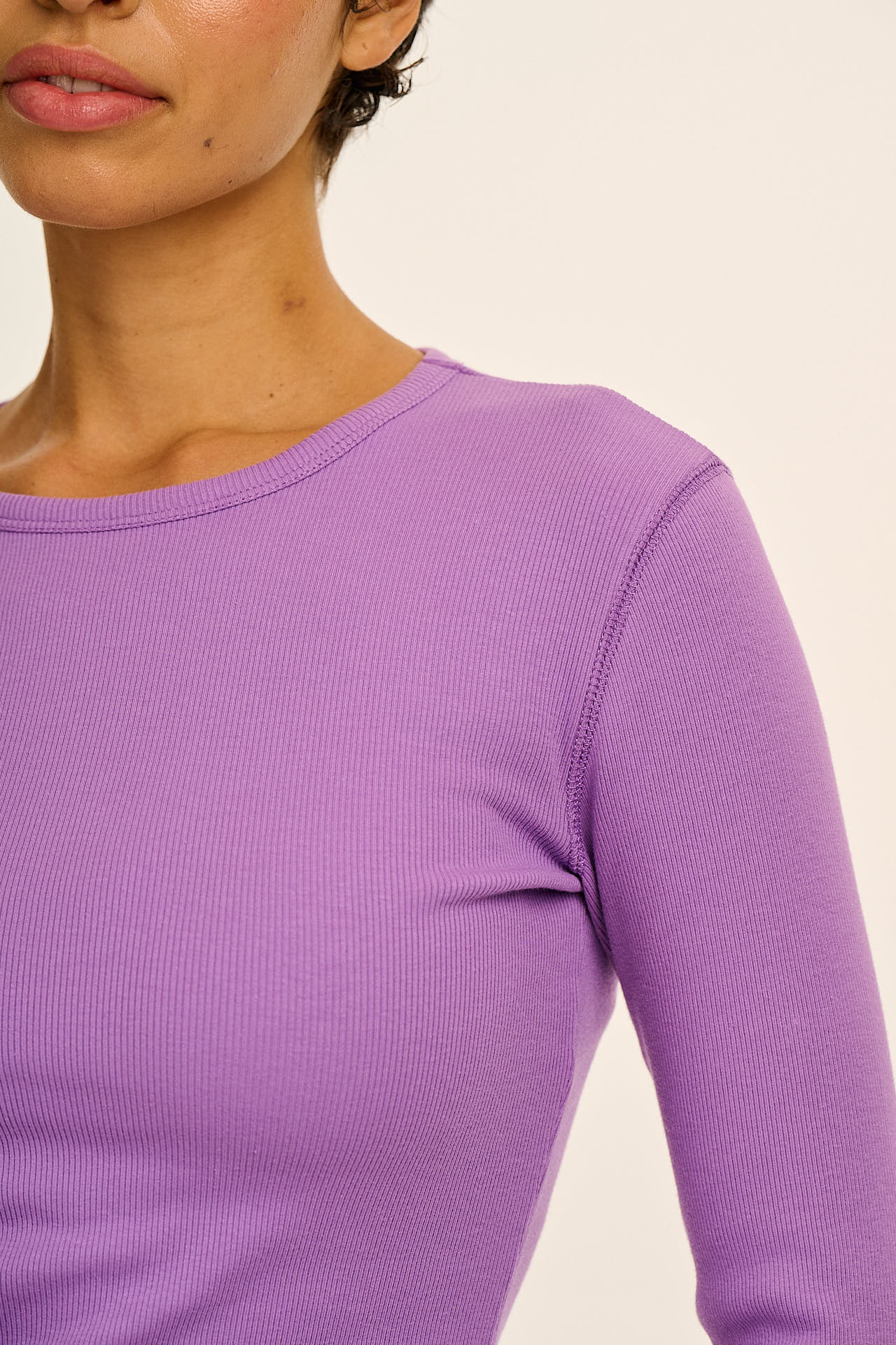 Grayson - Long Sleeve Cotton T-Shirt in Lavender