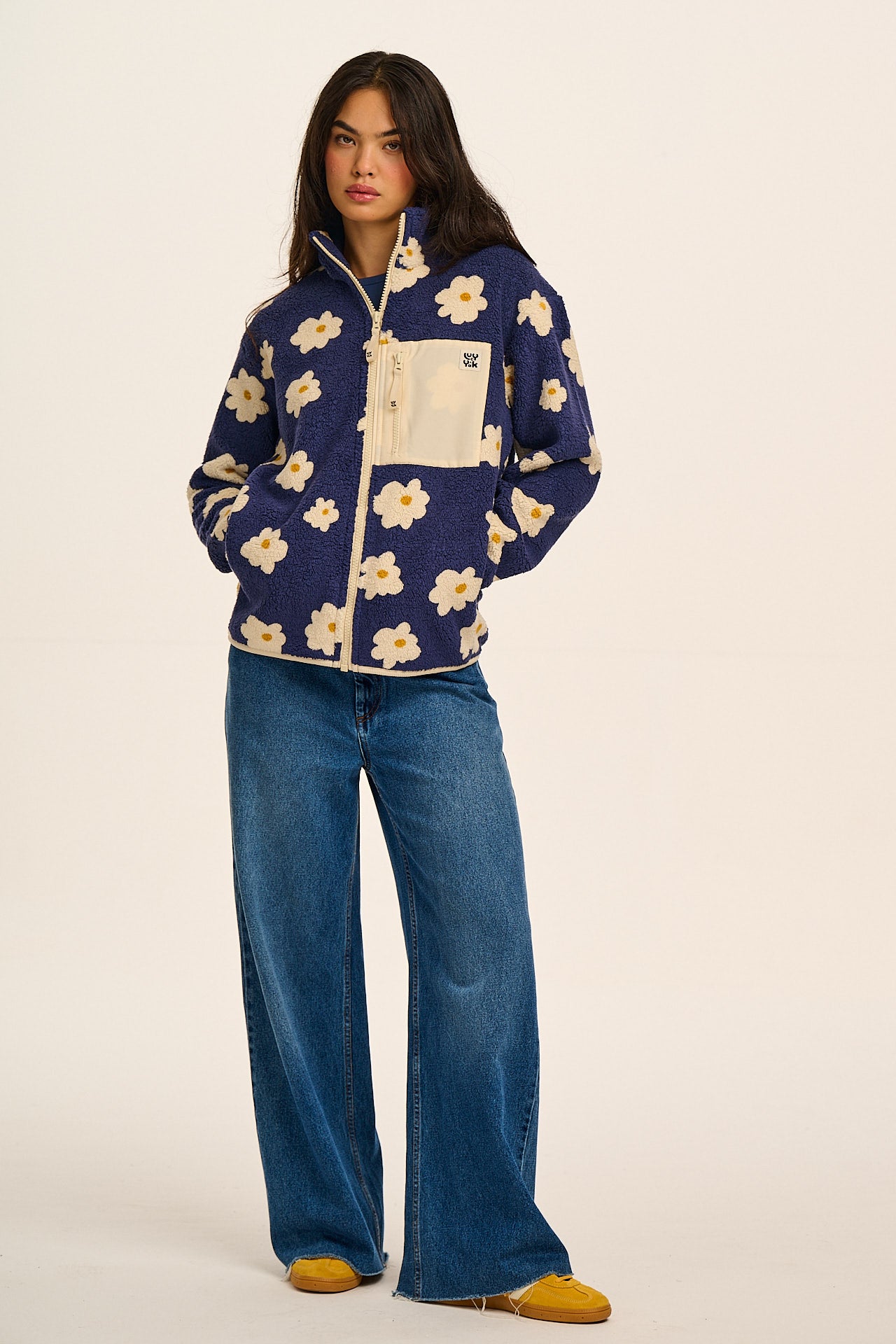 Harper - Borg Fleece Jacket in Blue & White Delano