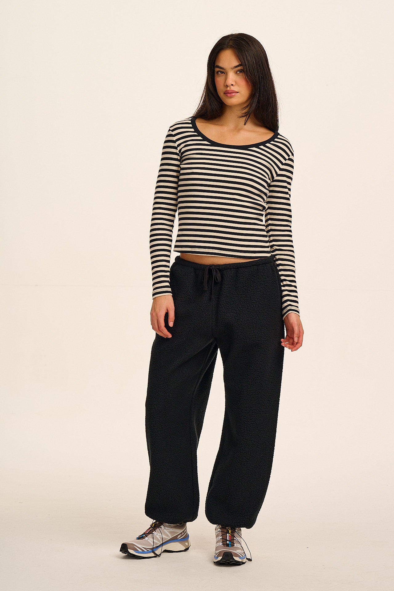 Hana - Polar Fleece Jogger in Black