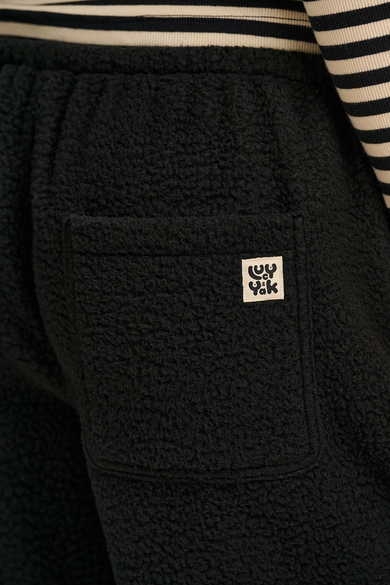 Hana - Polar Fleece Jogger in Black