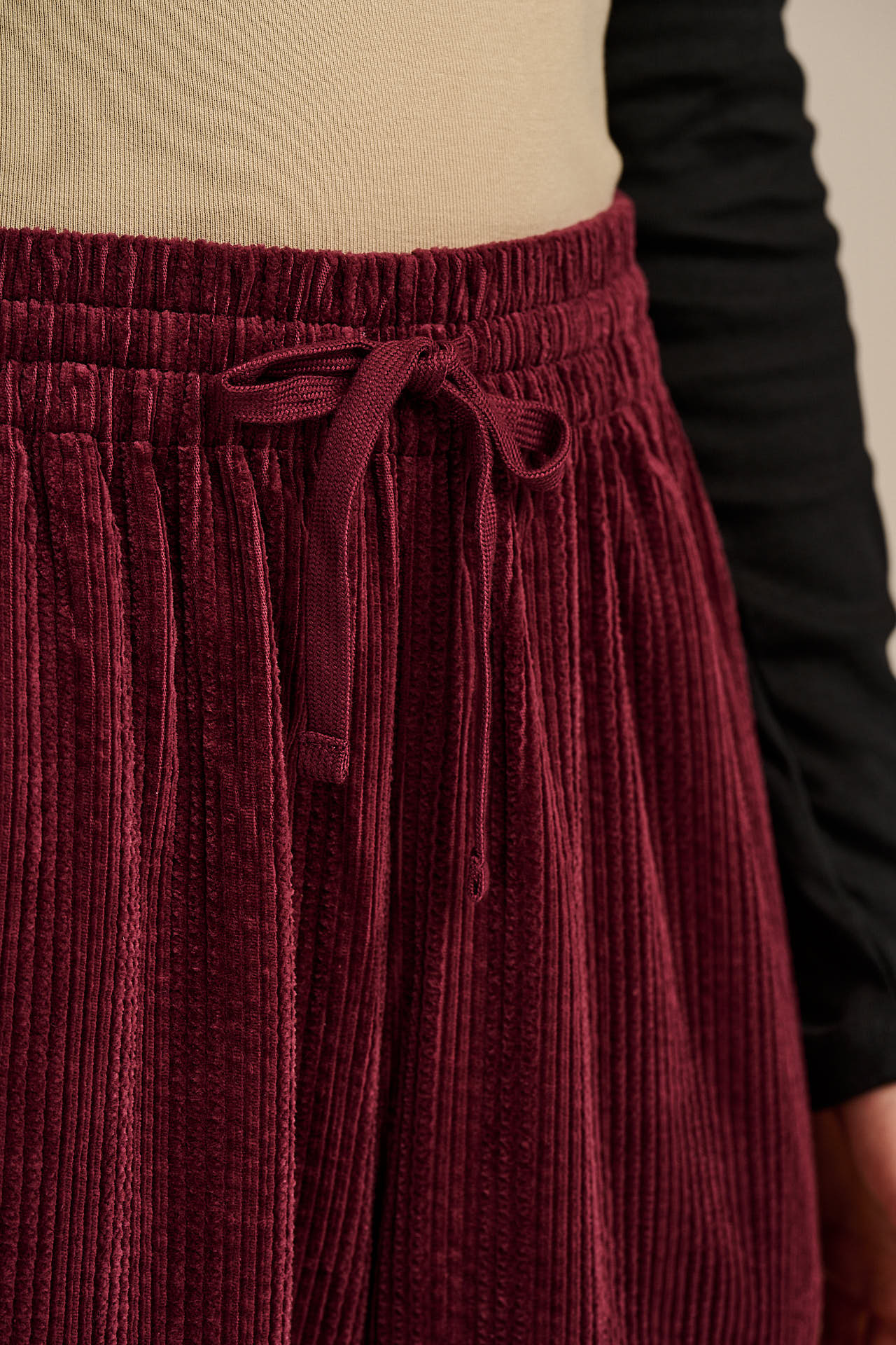 Norris - Wide Leg Corduroy Trousers in Wine Red