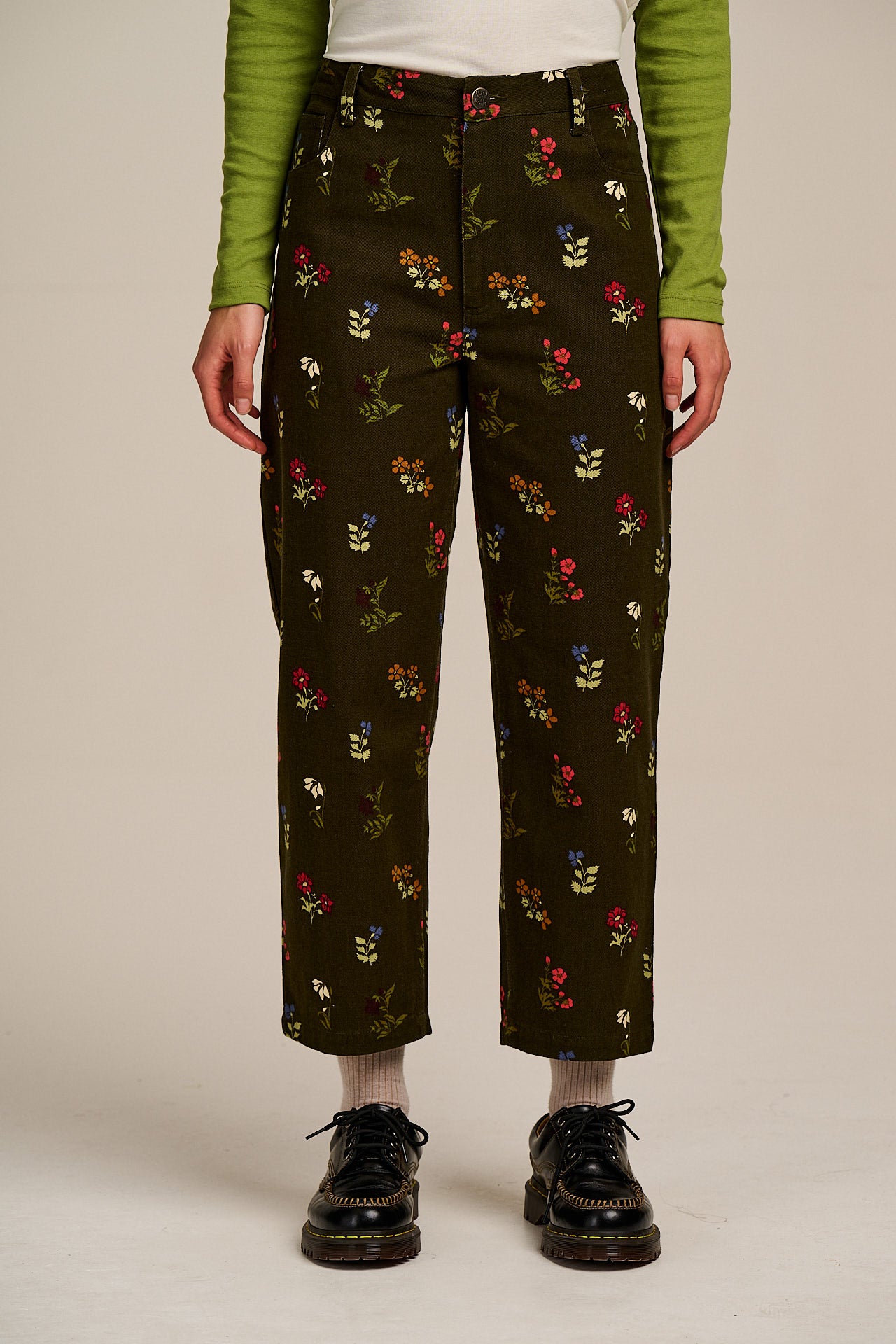 Drew -  Cropped Straight Leg Cotton Trousers in Winter Blooms