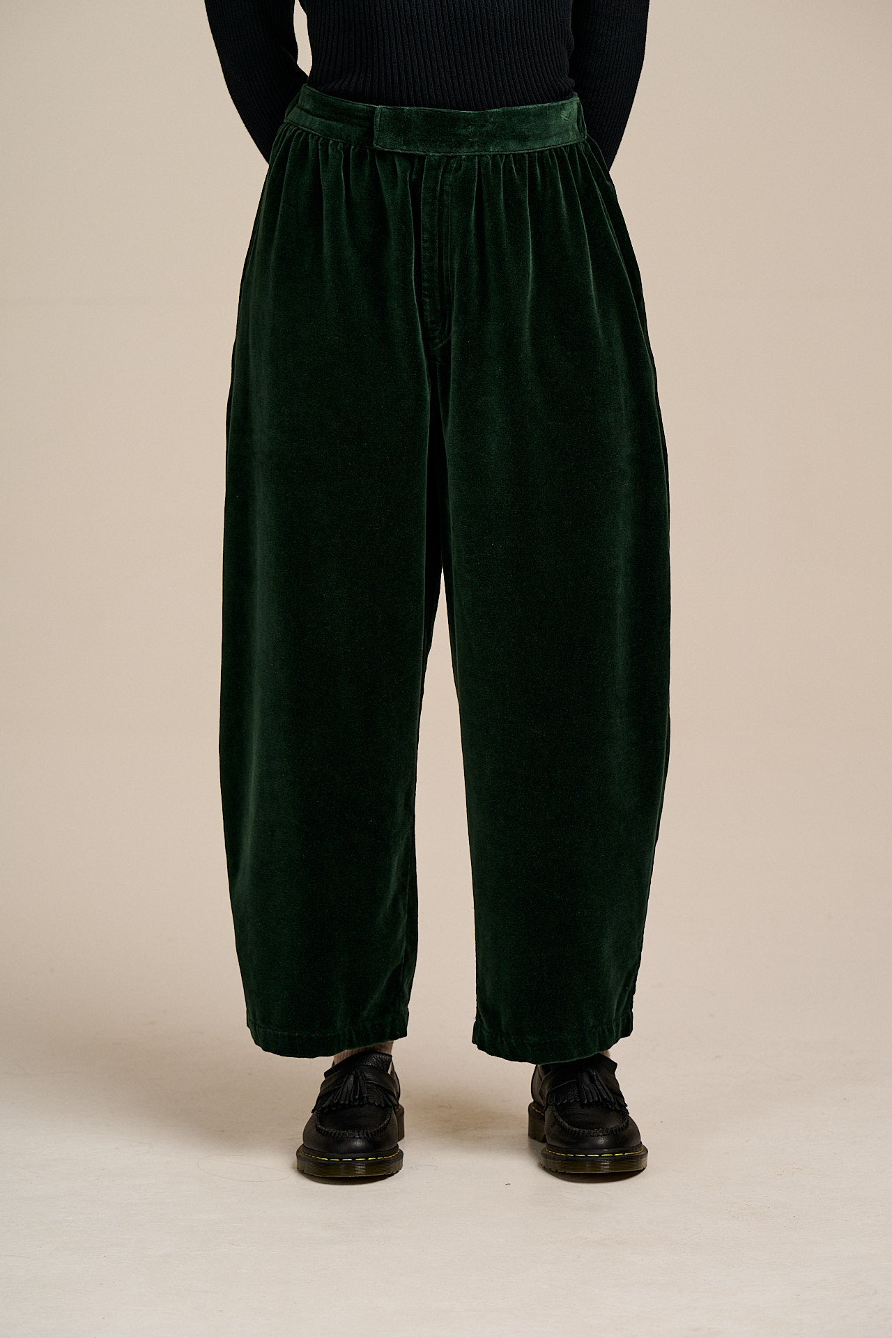 Beau - Barrel Leg Cotton Velvet Trousers in Jade