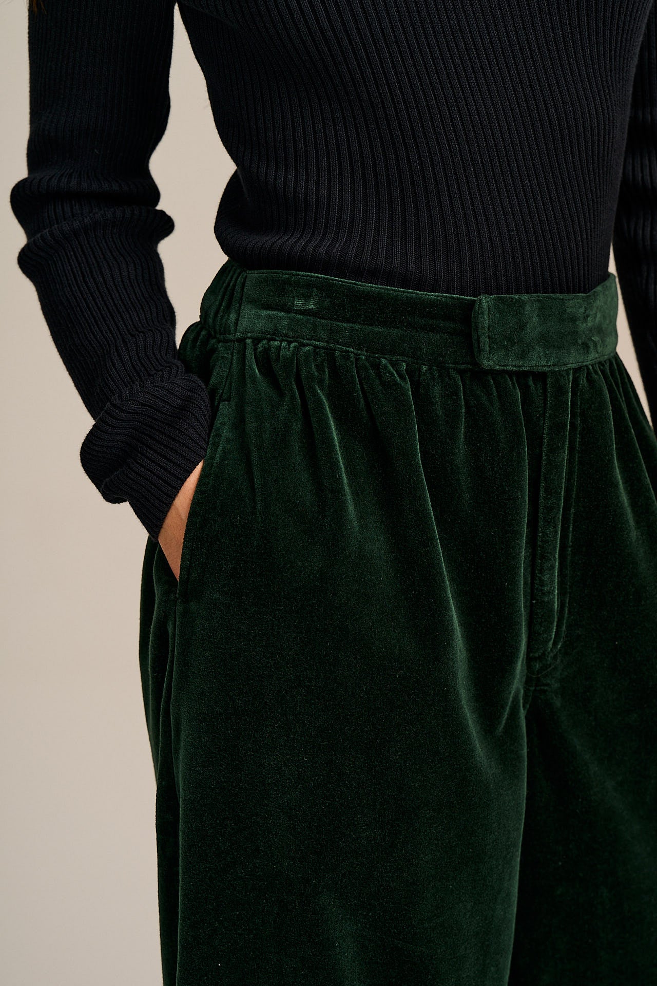 Beau - Barrel Leg Cotton Velvet Trousers in Jade