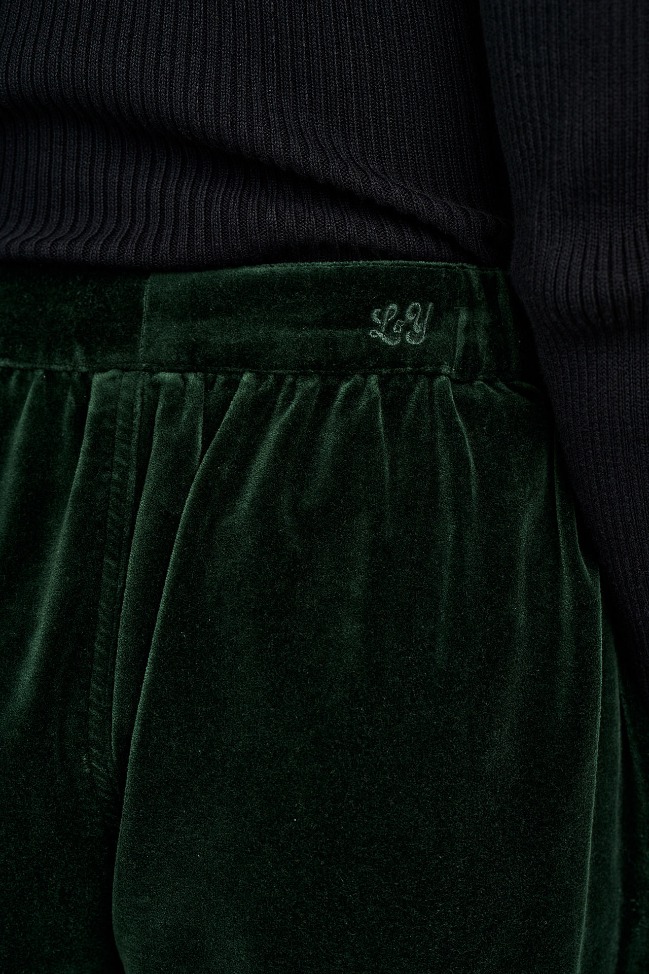 Beau - Barrel Leg Cotton Velvet Trousers in Jade