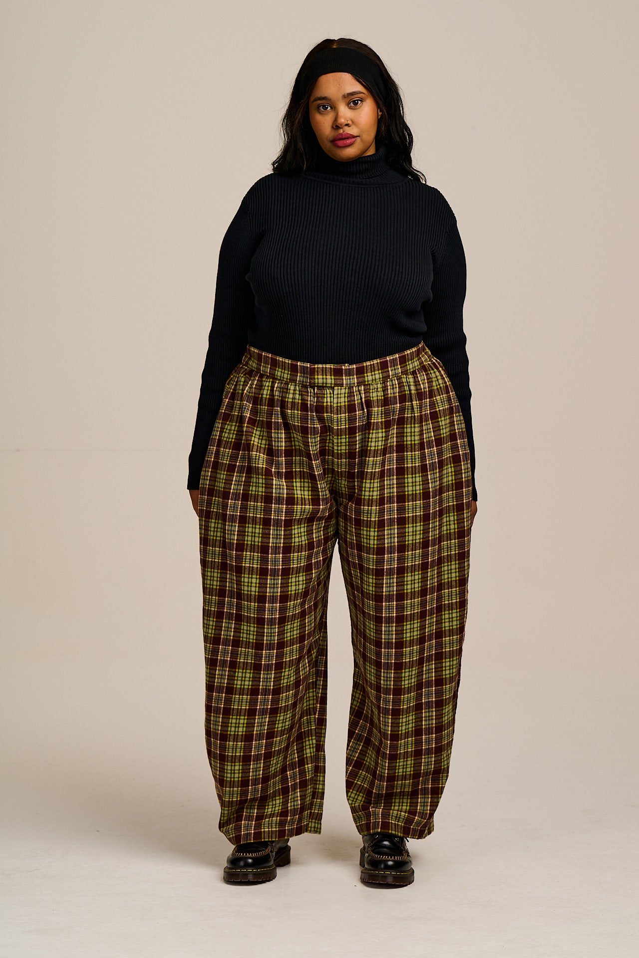 Beau - Barrel Leg Brushed Cotton Trousers in Winter Tartan