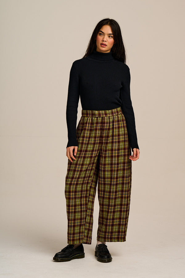 Beau - Barrel Leg Brushed Cotton Trousers in Winter Tartan