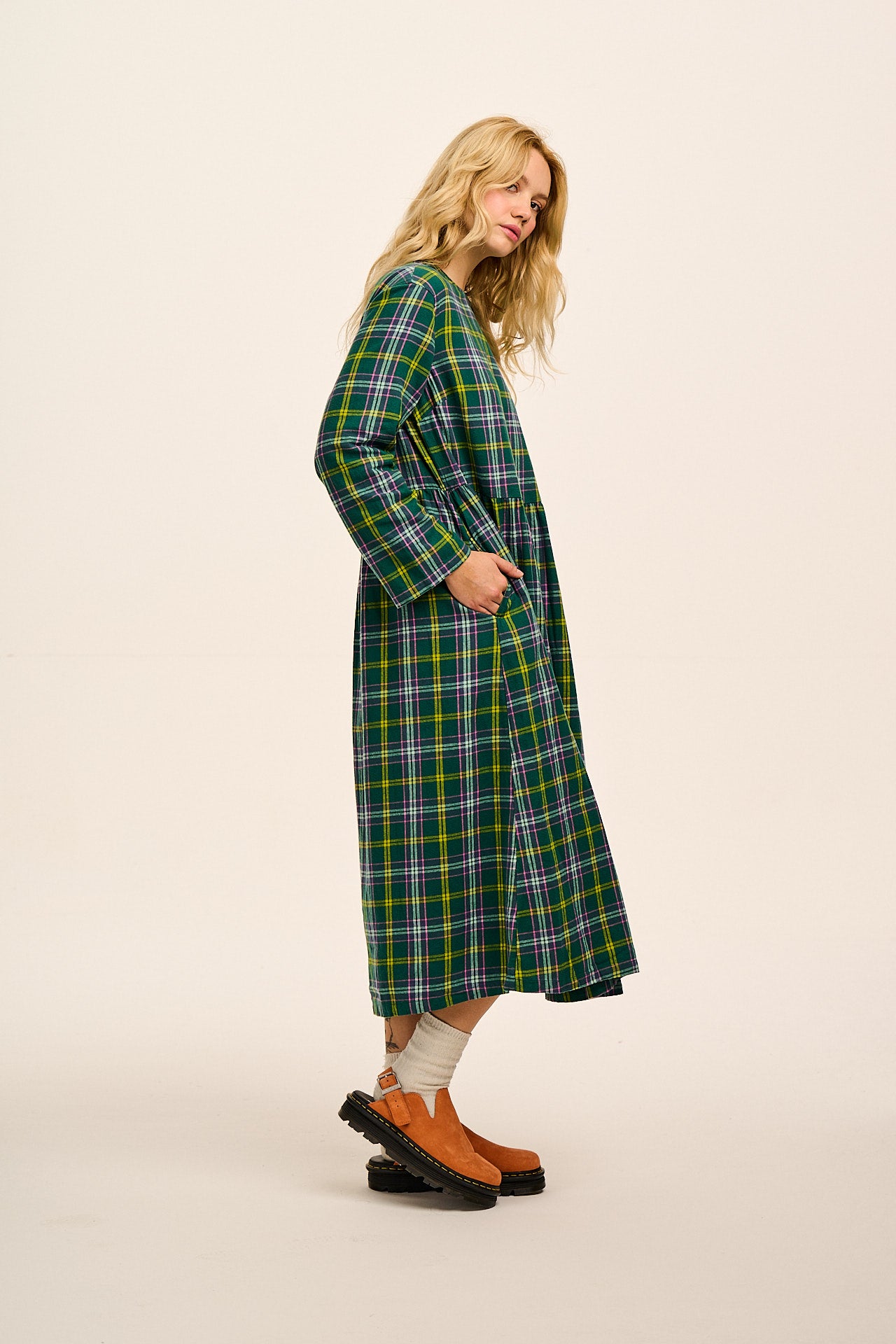 Micah - Midi Dress in Dreamy Tartan Check