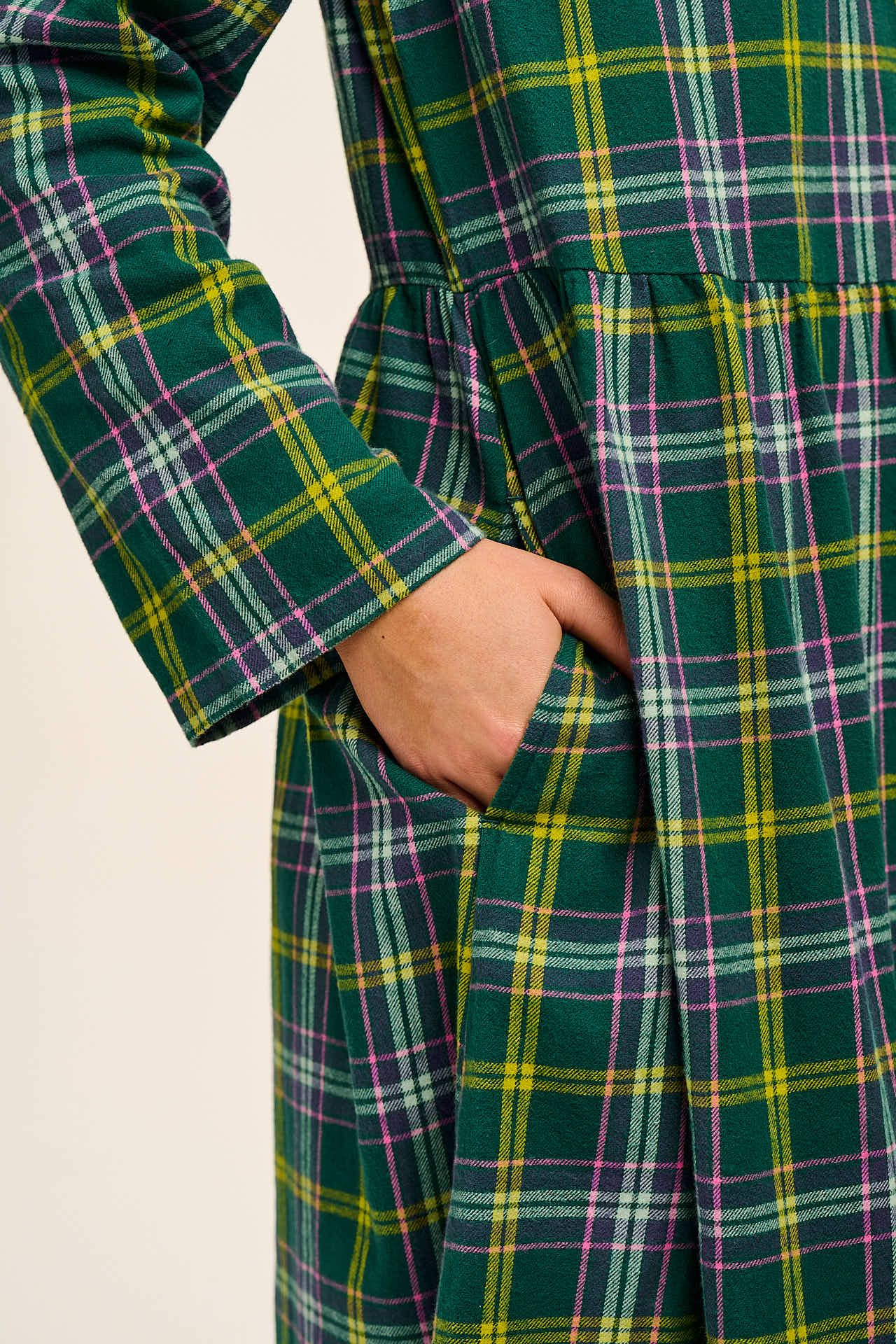 Micah - Midi Dress in Dreamy Tartan Check