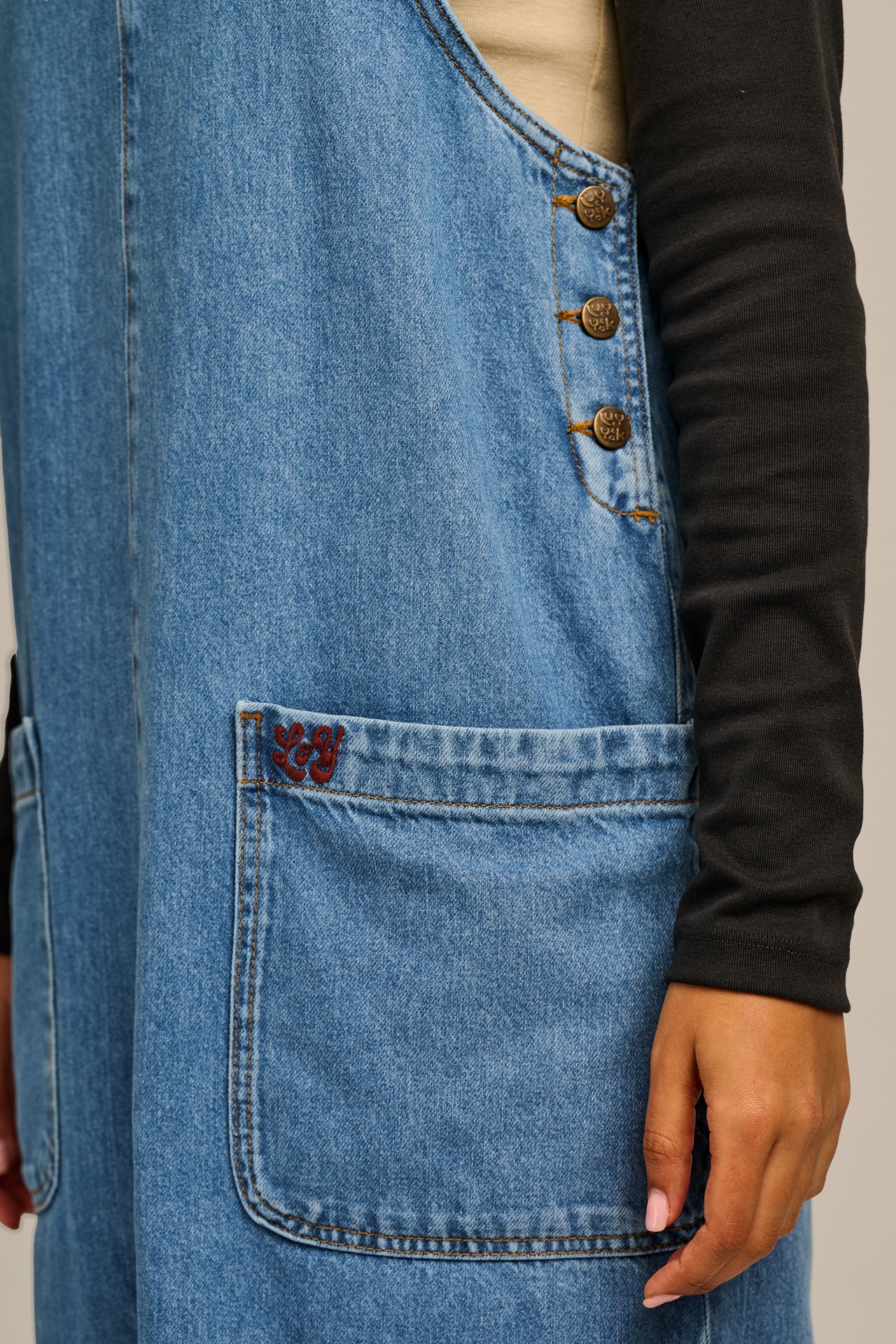 Lily - Denim Midi Dress in Midwash Denim