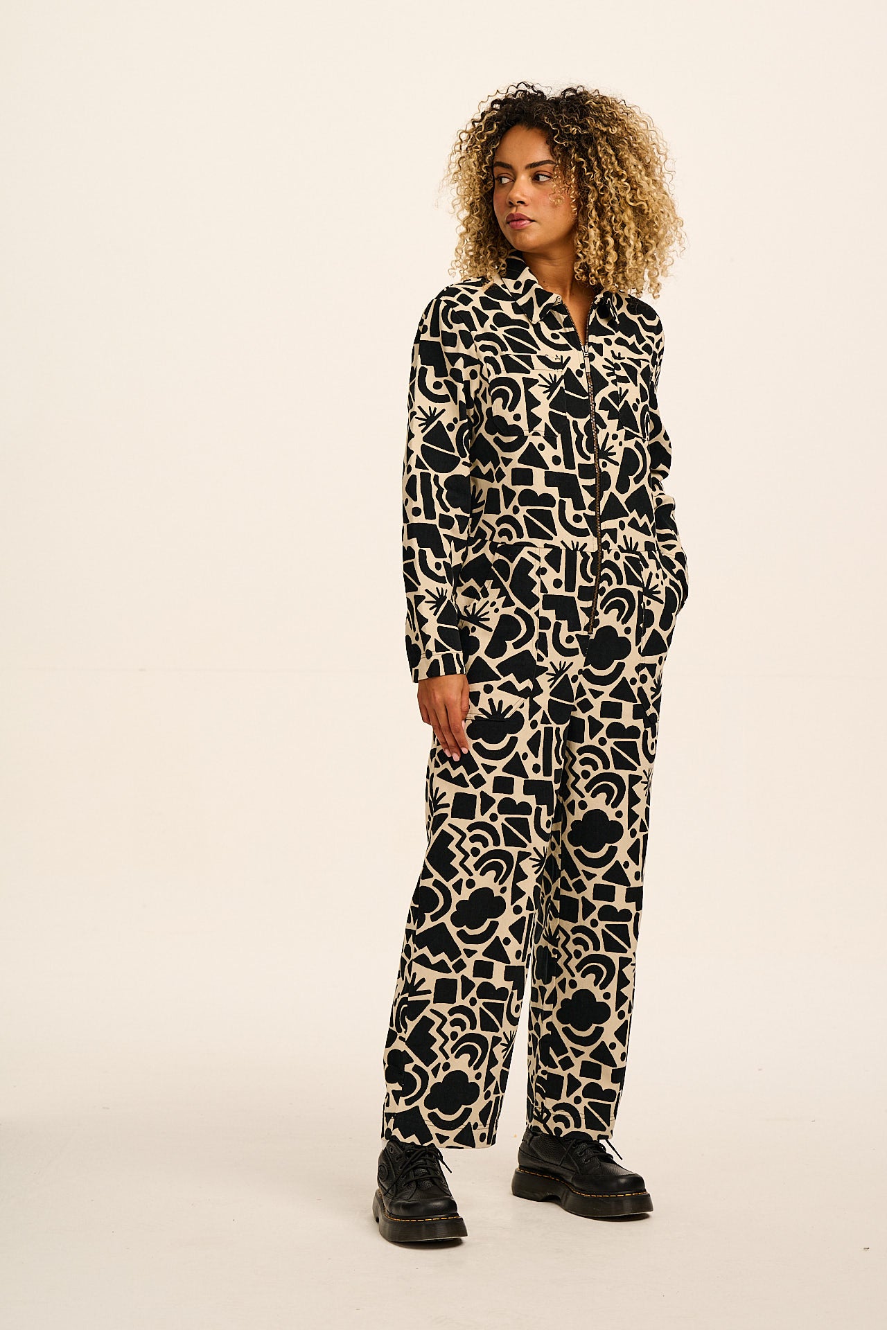 Arendal - Cotton Long Sleeve Jumpsuit in Mono Geo