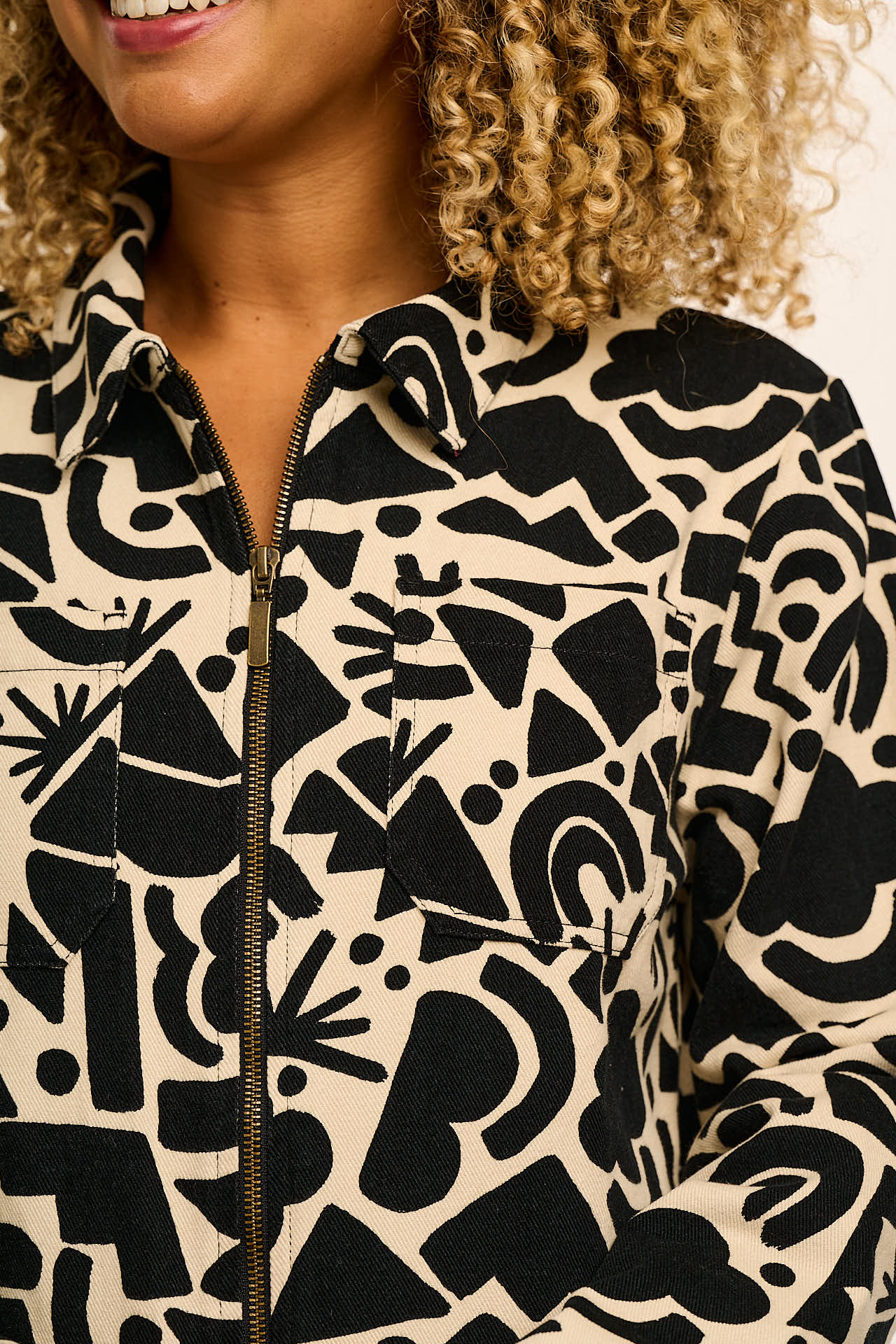 Arendal - Cotton Long Sleeve Jumpsuit in Mono Geo