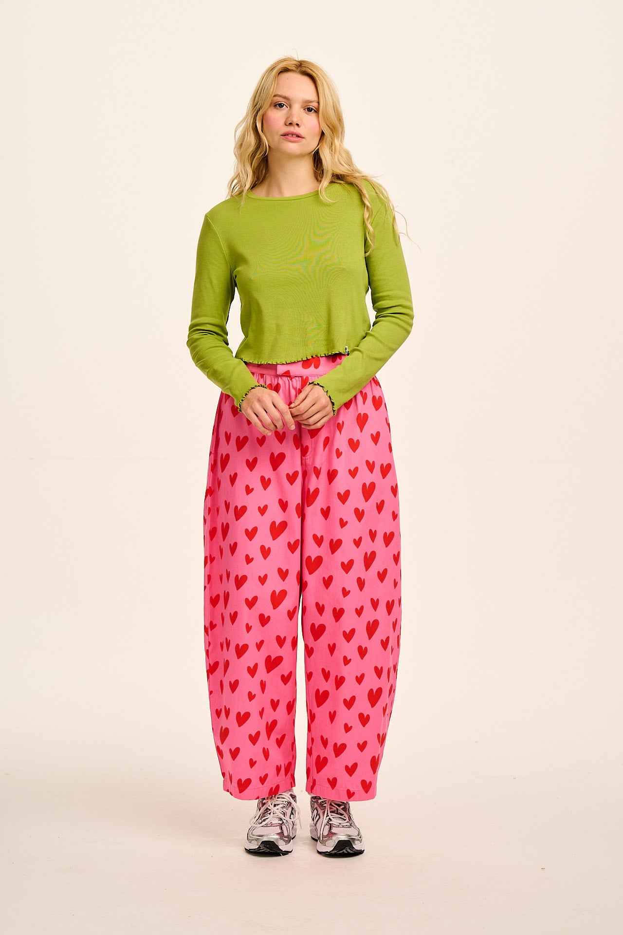 Beau - Barrel Leg Cotton Trousers in Cupid