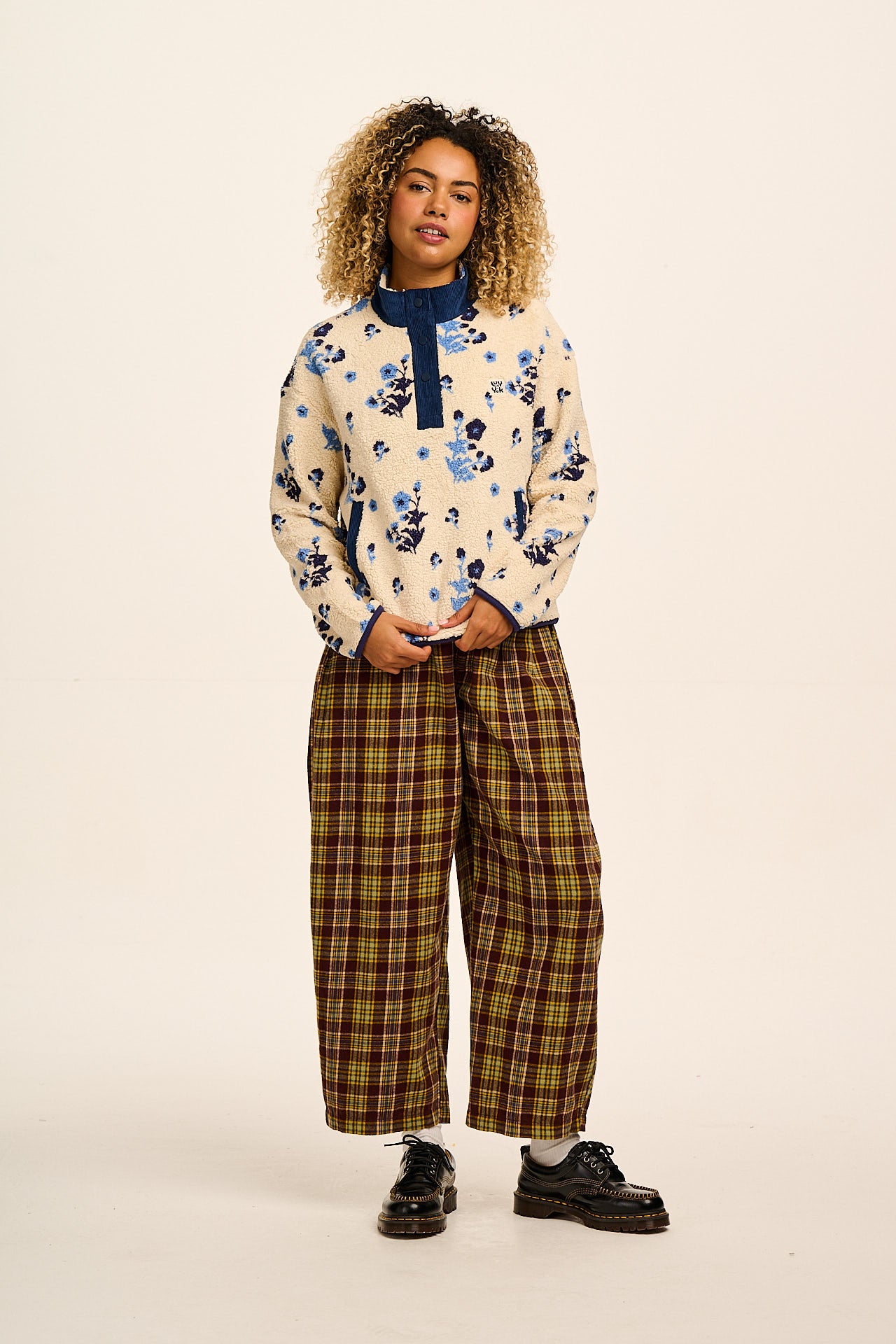 Marlow - Lightweight Button Down Borg Fleece in Vintage Floral Print