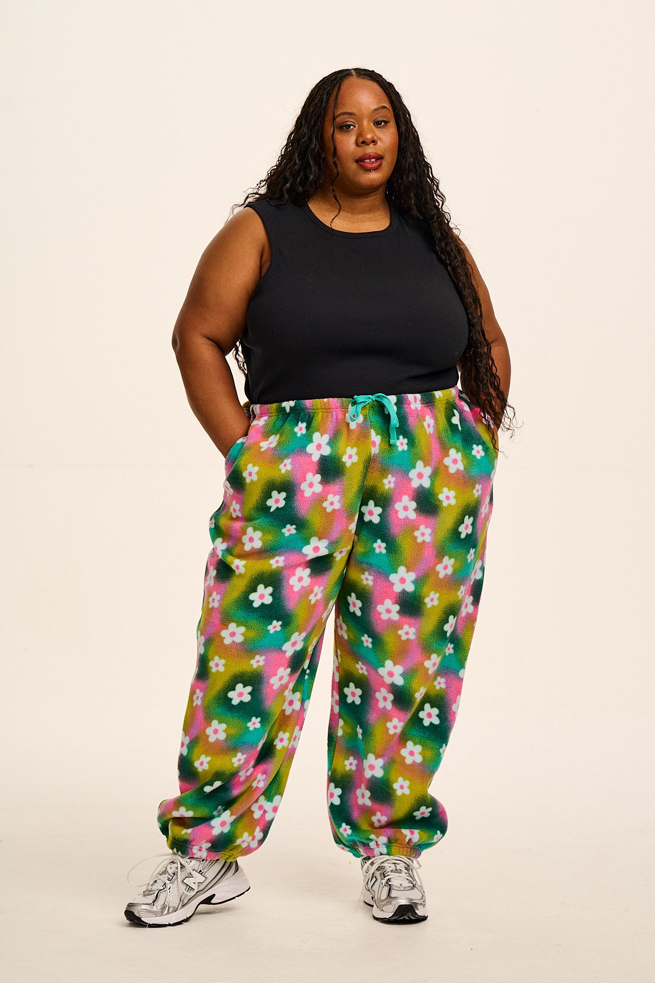 Hana - Polar Fleece Jogger in Tie Dye Daisy Lu