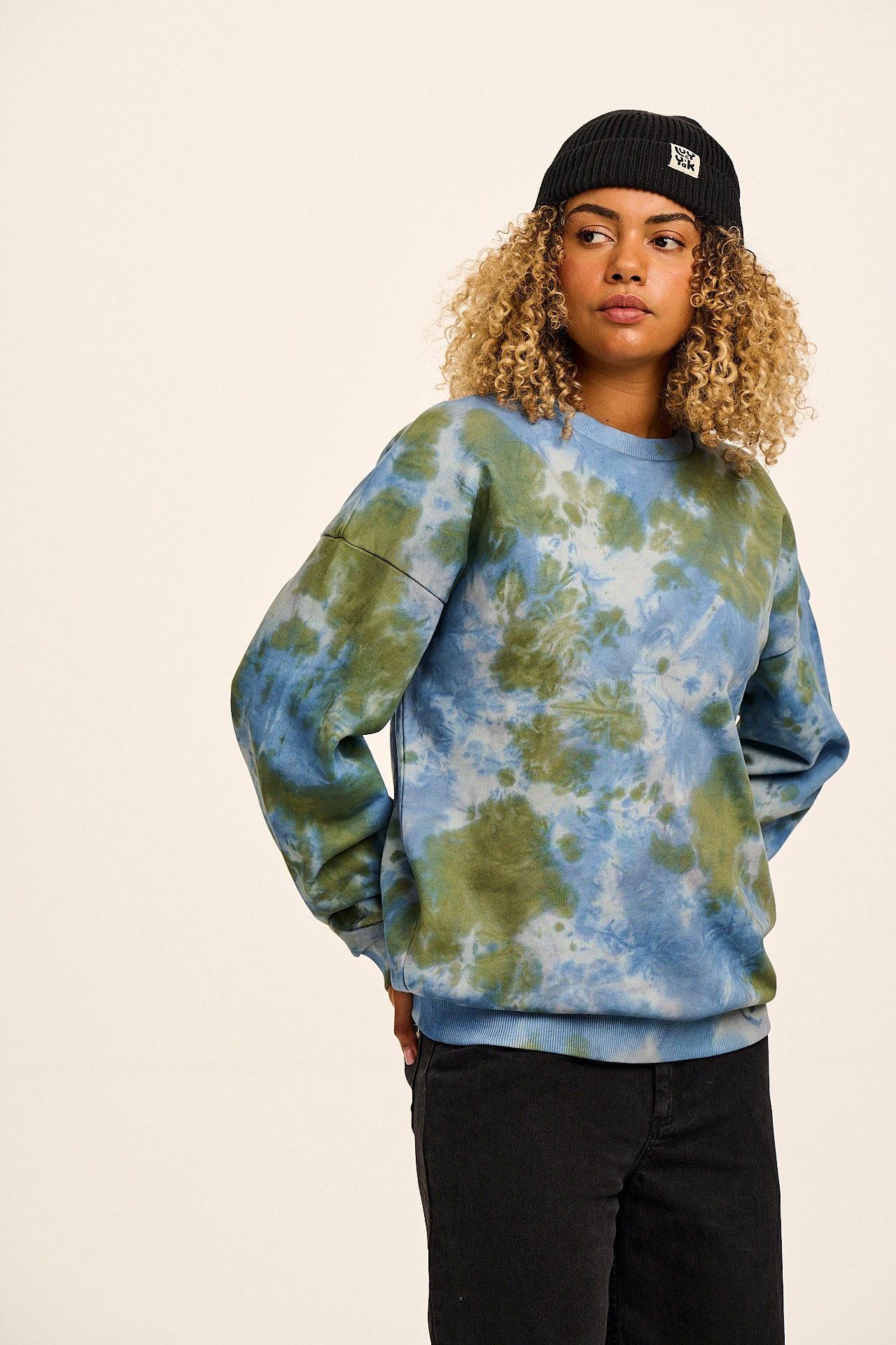 Sutton - Cotton Oversized Sweatshirt in Blue Tie Dye