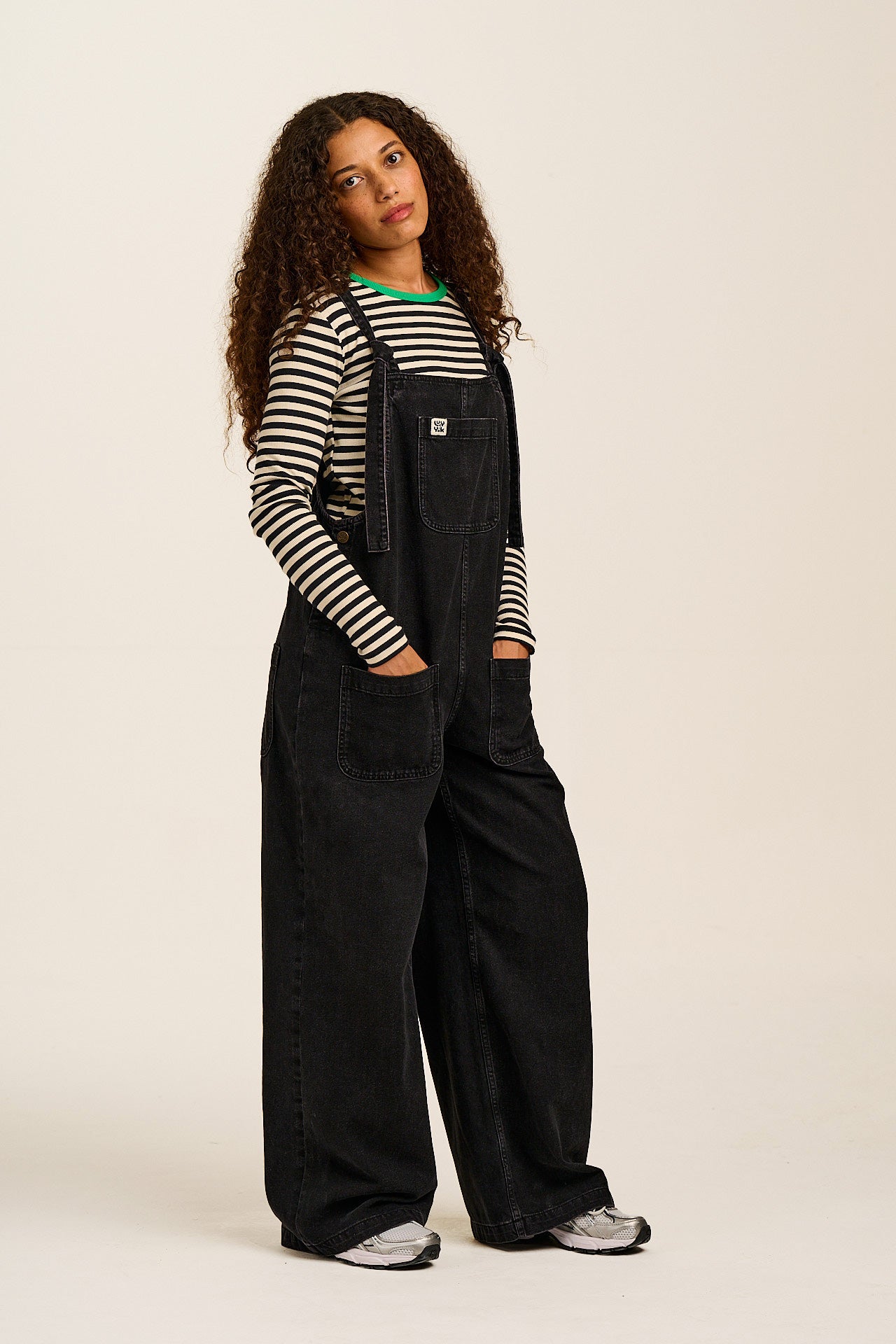 Ali - Wide Leg Denim Dungarees in Washed Black