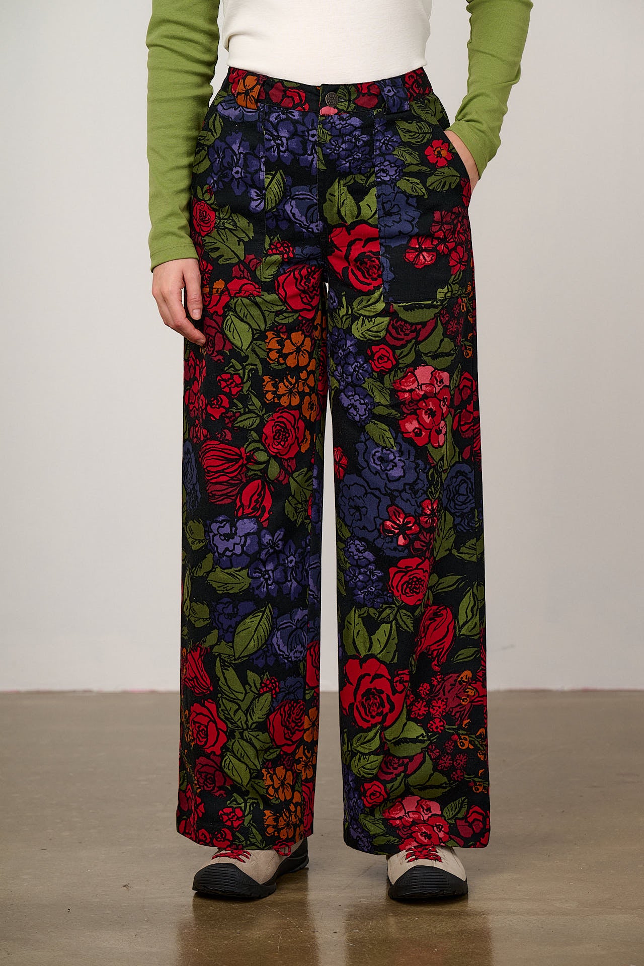 Delores - Wide Leg Cotton Jeans in Maria Print