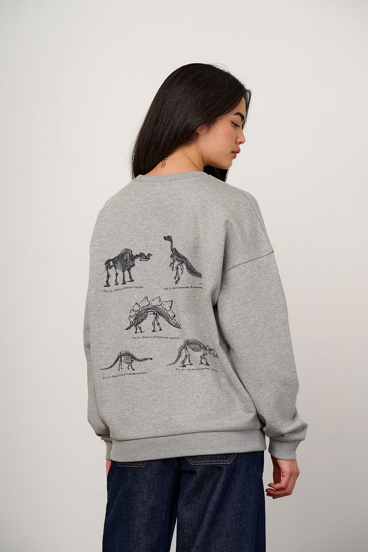 L.E. Sutton - Cotton Oversized Sweatshirt in Dinosaur Natural History Museum & Yak Print