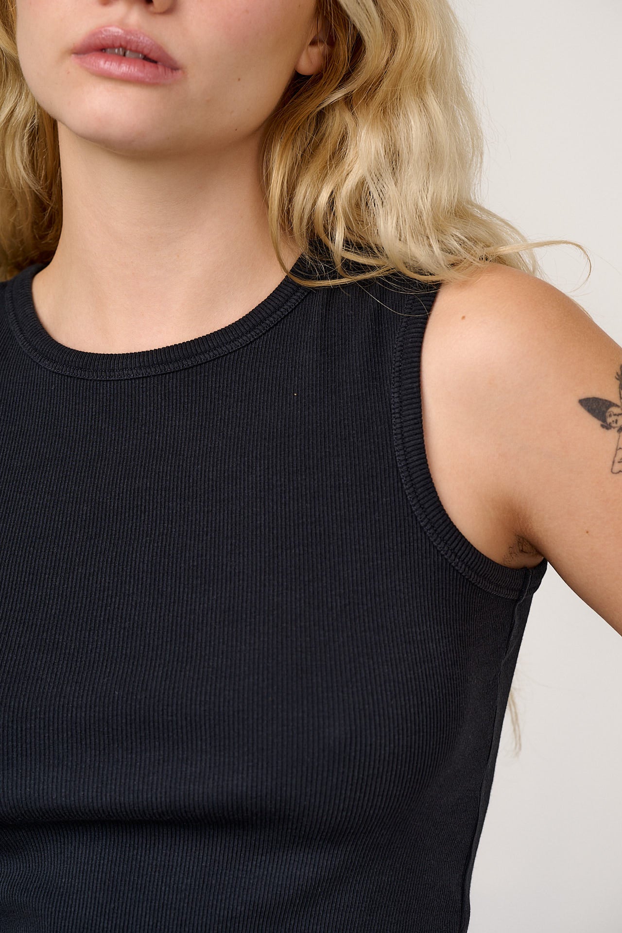 Rue - Ribbed Tank Top in Black