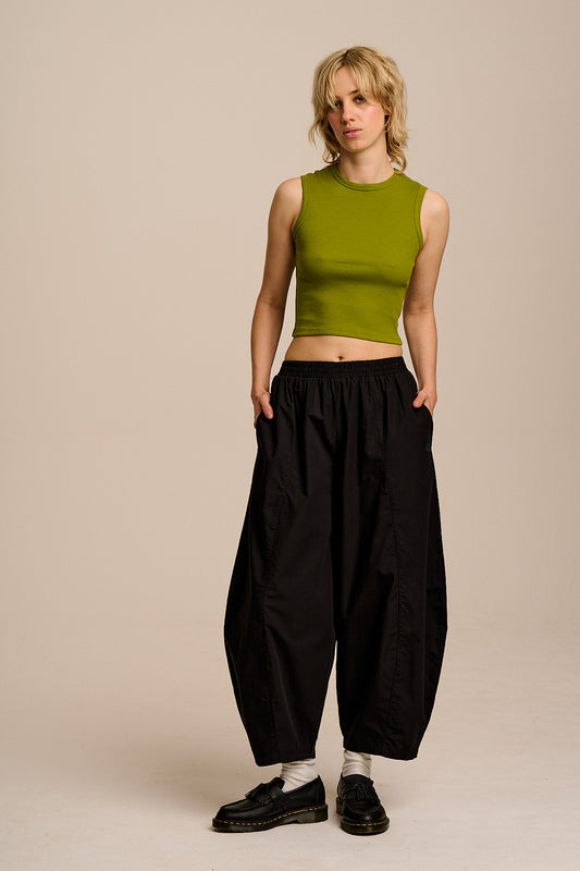 Obregon - Barrel Leg Cotton Trousers in Black