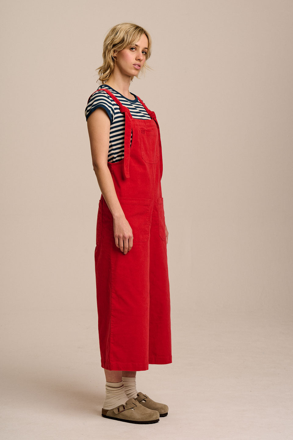 Jenny - Wide Leg Corduroy Dungarees in True Red