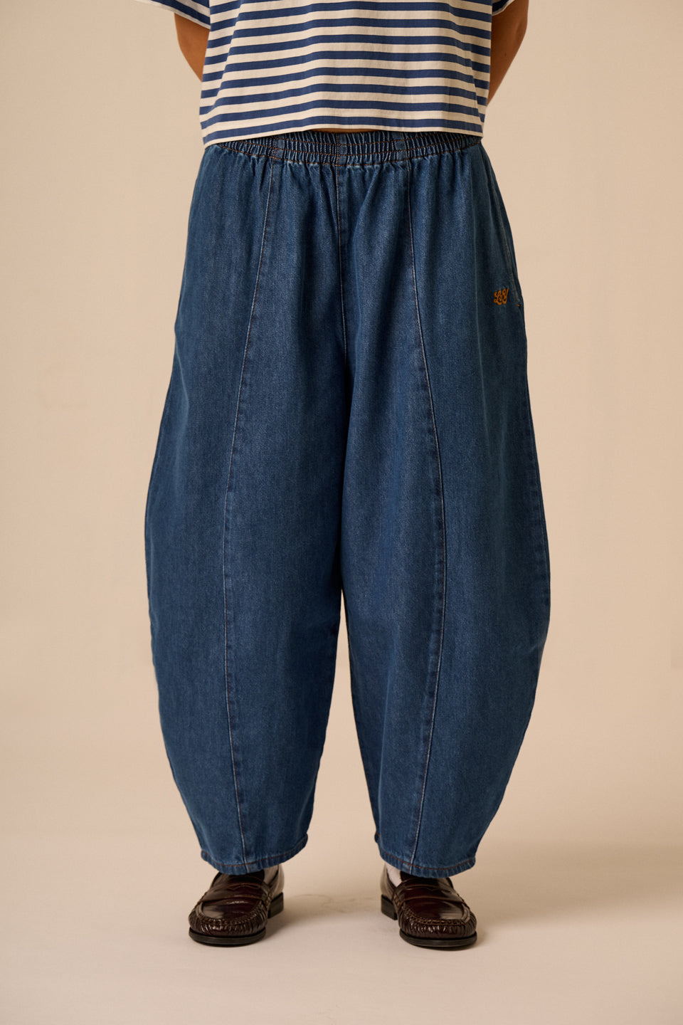 Obregon - Denim Barrel Leg Jeans in Midwash