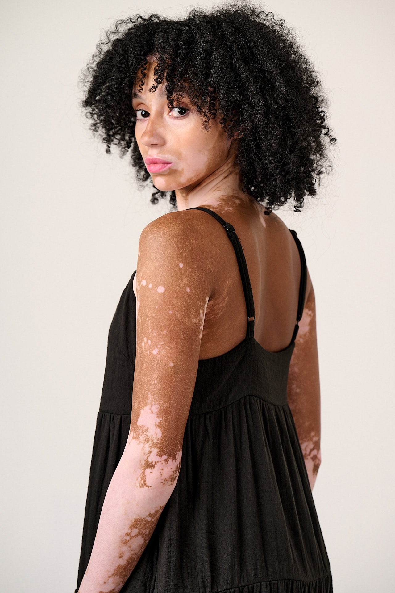 Mable - Cotton Maxi Dress in Black