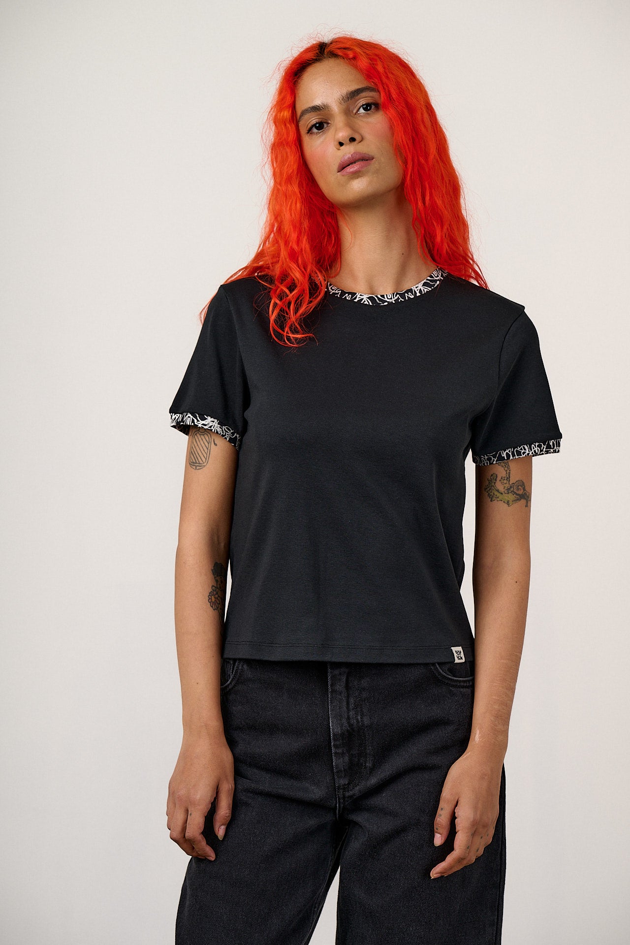 Maya - Organic Cotton Tee in Black Graffiti Trim