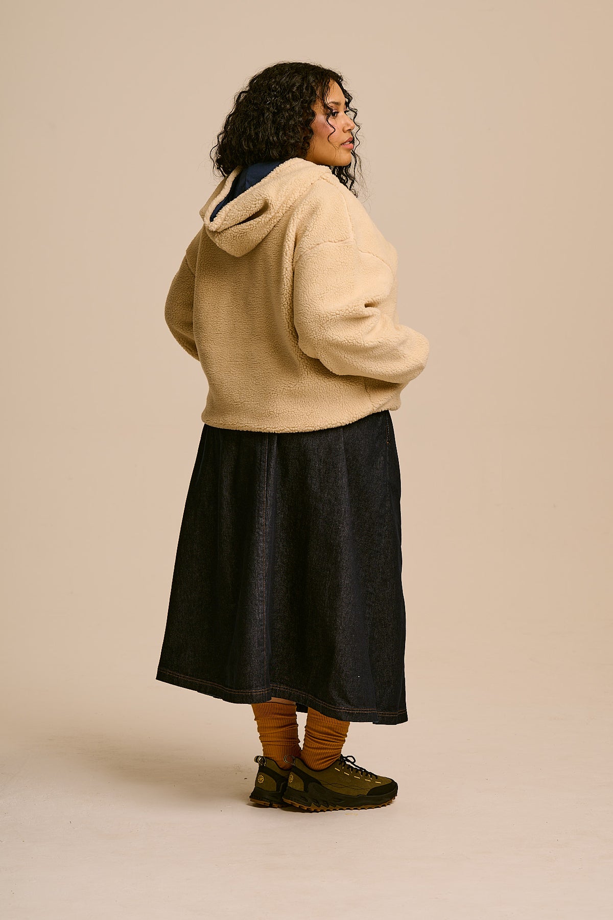 Misha - Borg Fleece Jacket in Cream with Navy Lining