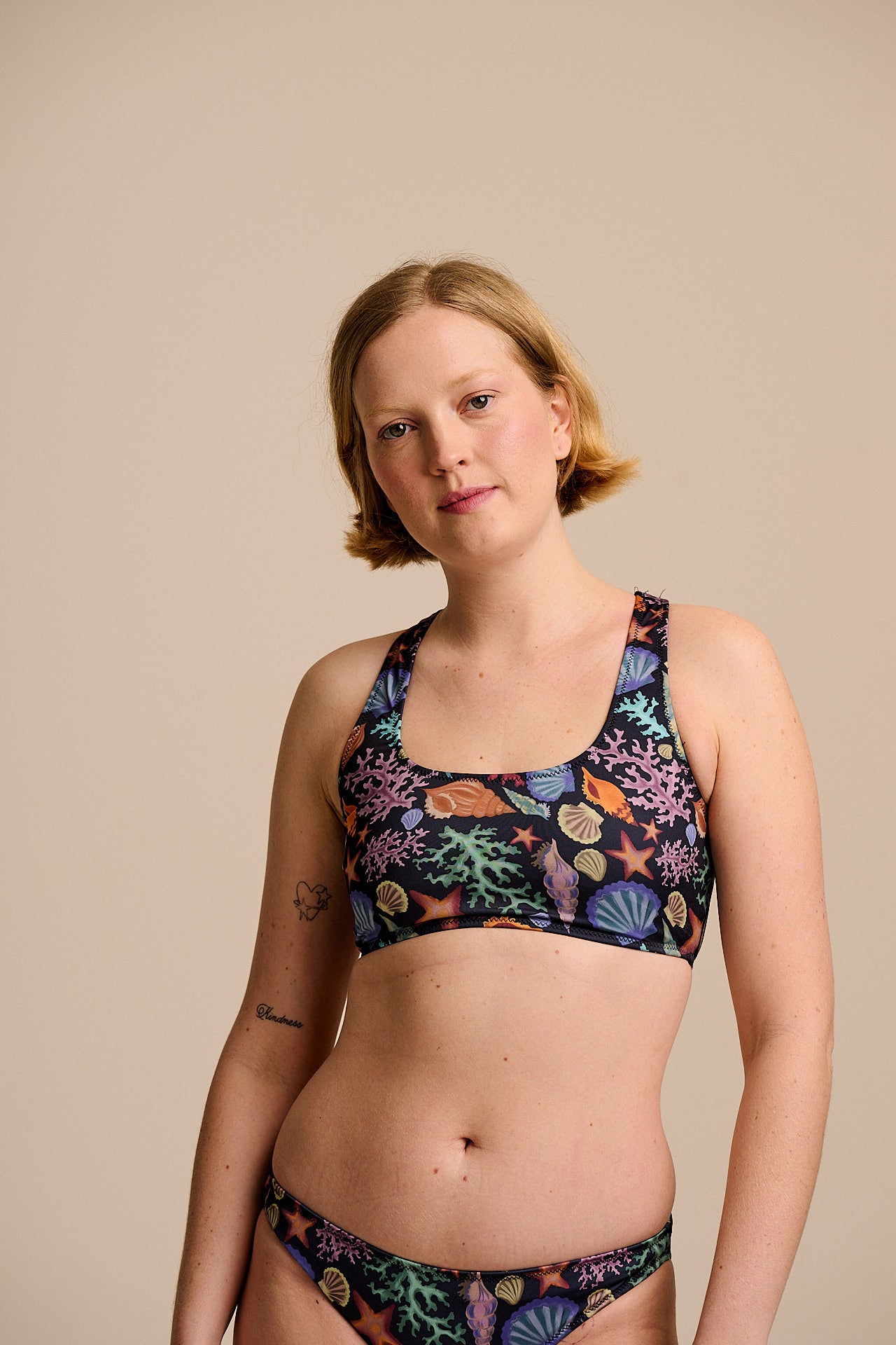 Morella - Racerback Bikini Top in Shell Print