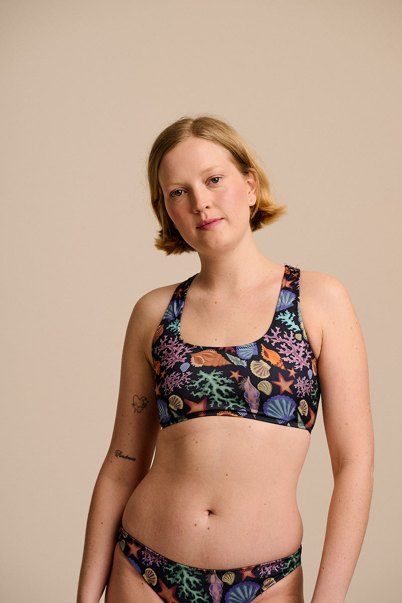 Morella - Racerback Bikini Top in Shell Print