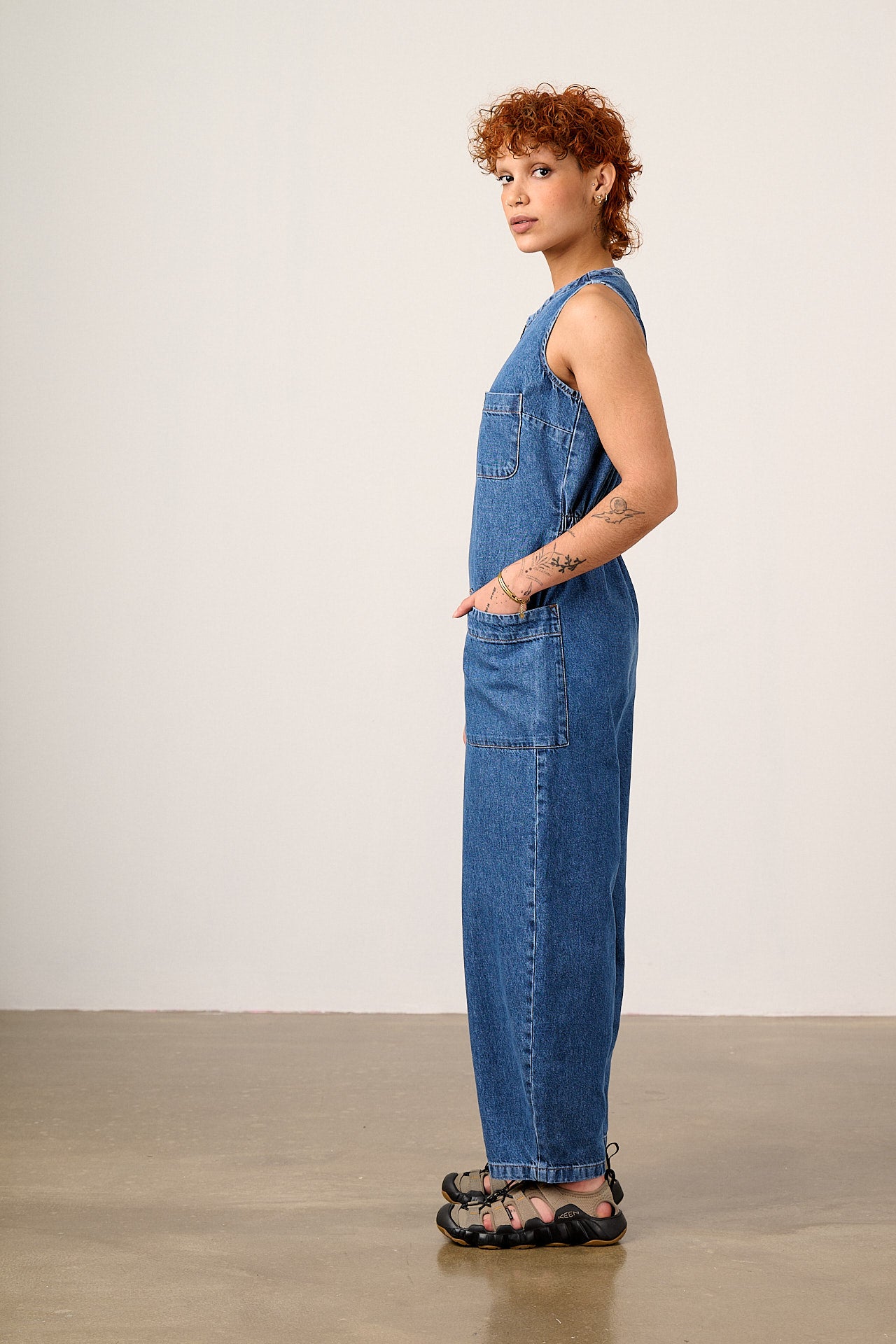 Nari - Light Weight Denim Sleeveless Jumpsuit in Mid Wash – Lucy & Yak