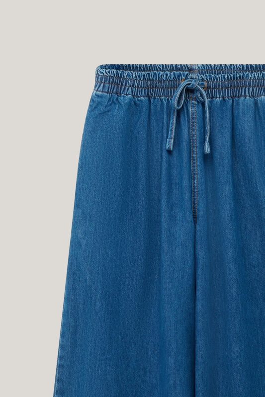 Norris - Wide Leg Cotton Jeans in Midwash Denim