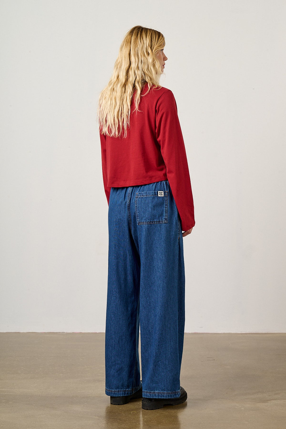 Norris - Wide Leg Cotton Jeans in Midwash Denim