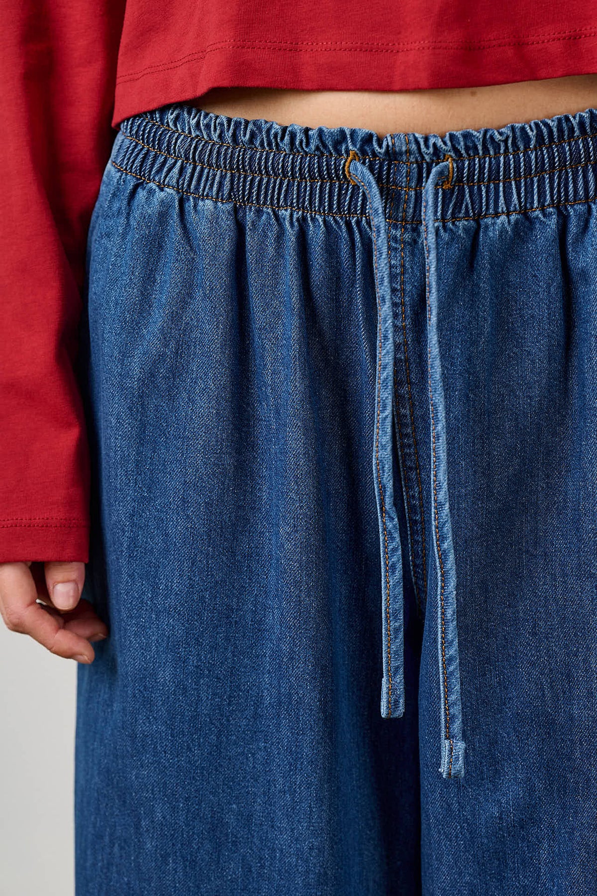 Norris - Wide Leg Cotton Jeans in Midwash Denim
