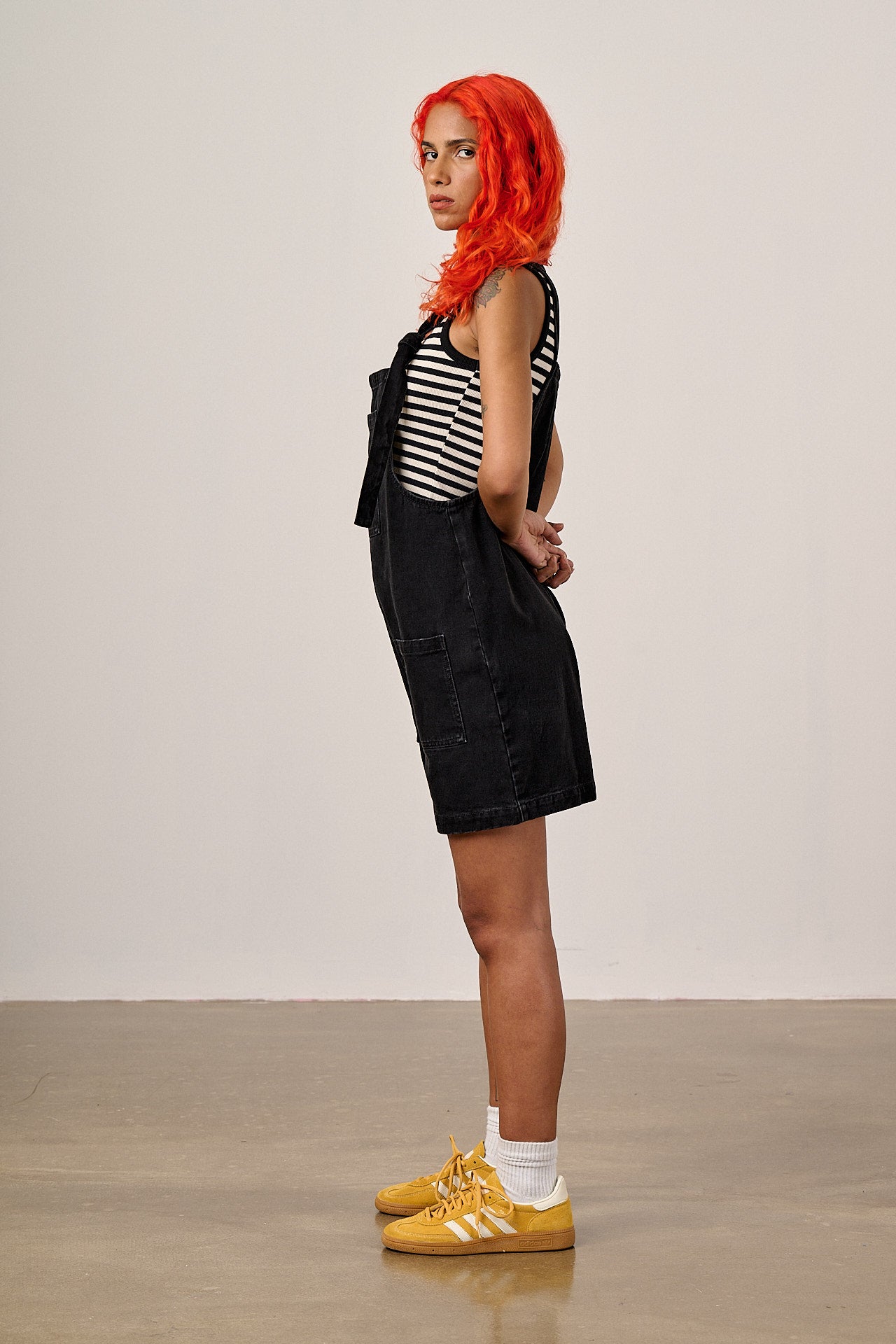 Original Shorts - Denim Dungarees Shorts in Washed Black