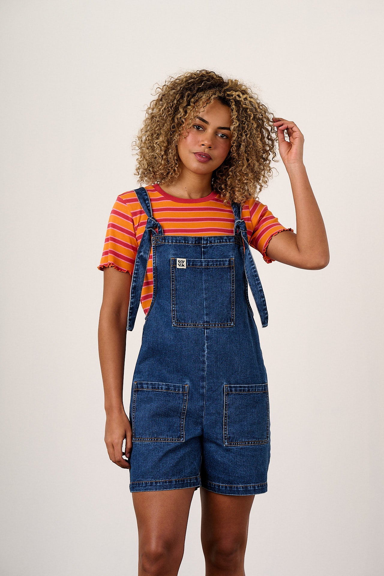 Original Shorts - Denim Dungarees Shorts in Mid Wash Blue