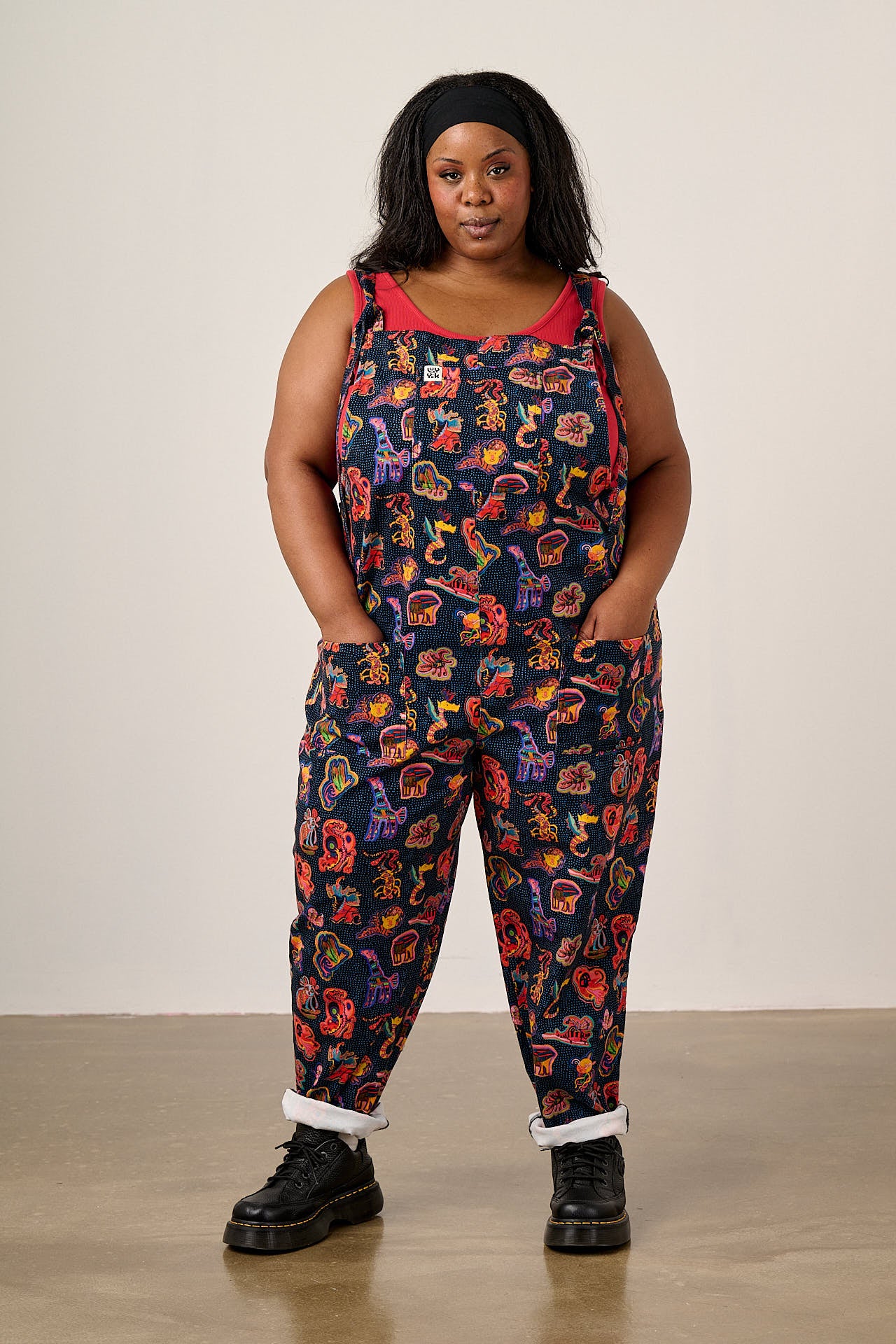 L.E Original - Cotton Dungarees in Black Arthouse & Yak