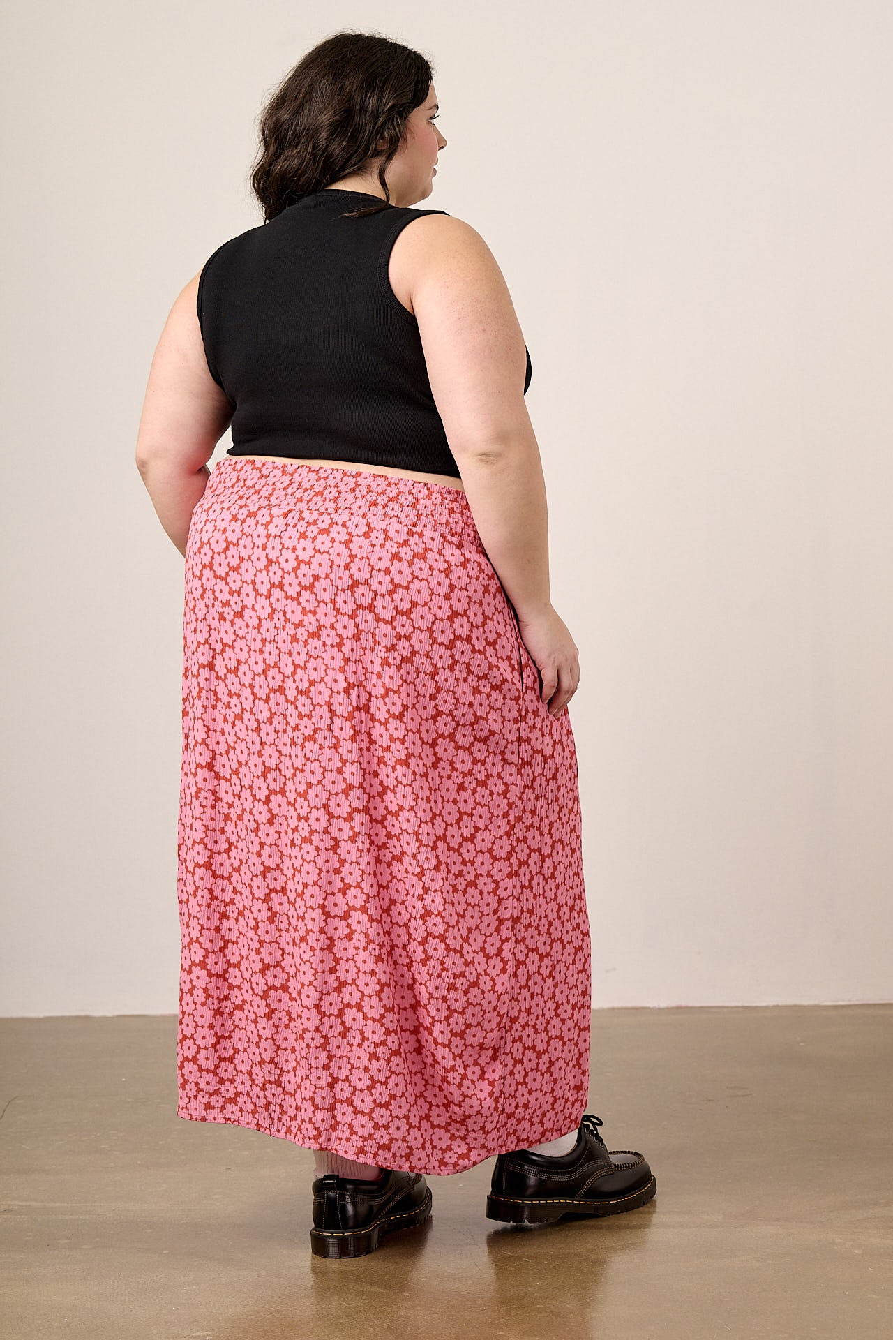 Poppy - Elasticised Waist Skirt in Coastal Flower