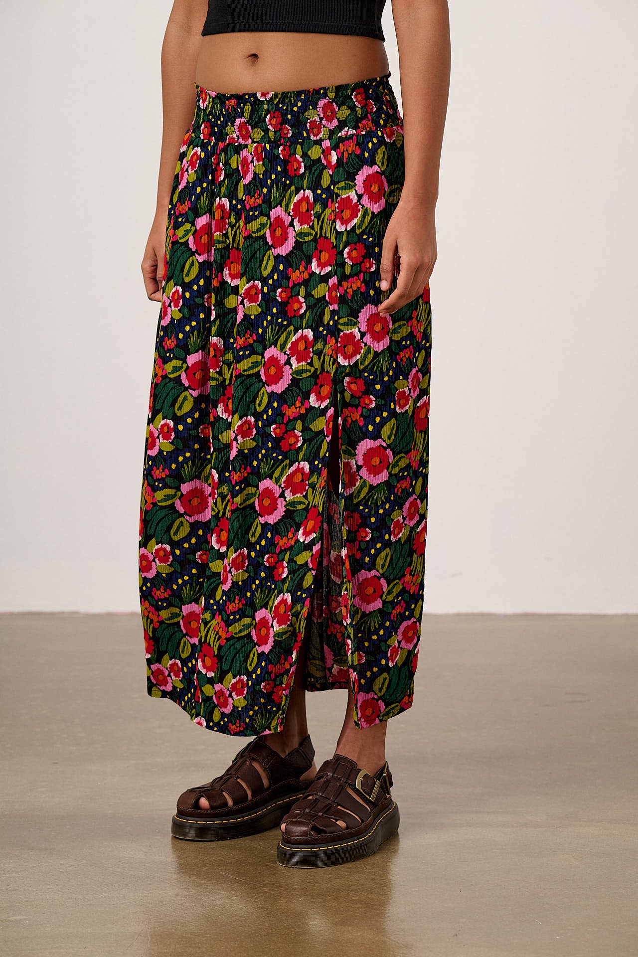 Poppy - Elasticised Waist Skirt in Black Marie Print