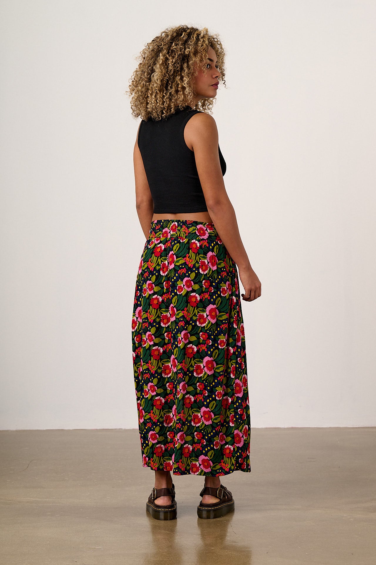 Poppy - Elasticised Waist Skirt in Black Marie Print