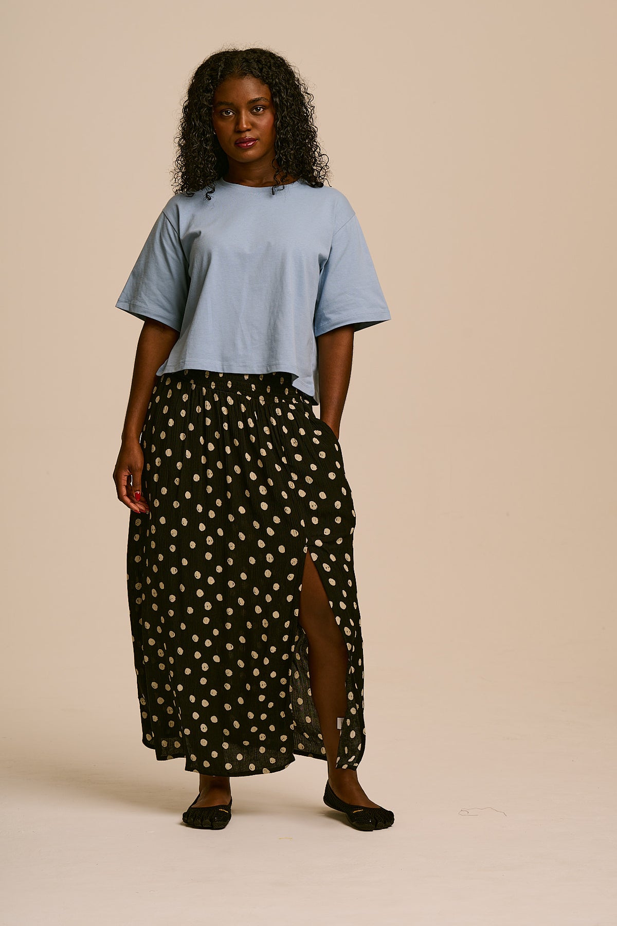 Poppy - Viscose Skirt in Black and Ecru Spot